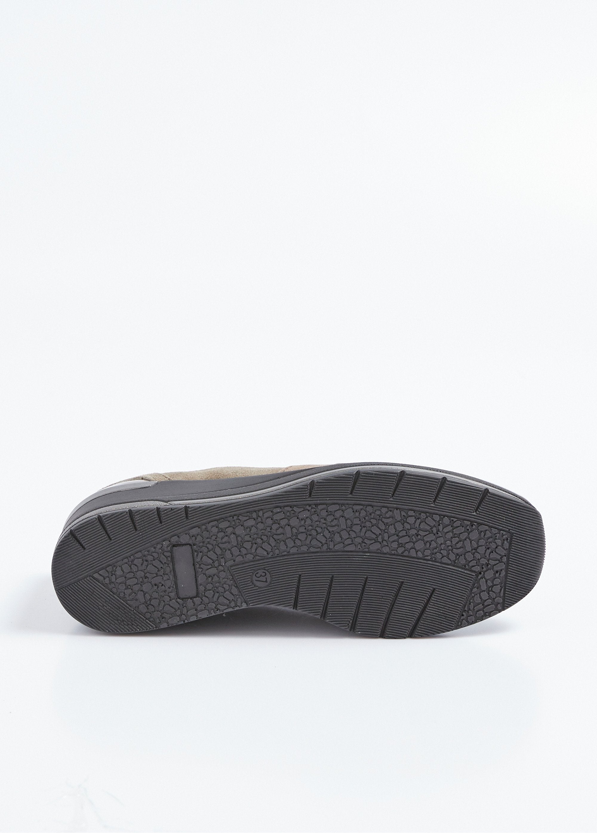 Zapatillas_de_cuña,_ante_y_charol_Lunar_UN1_slim