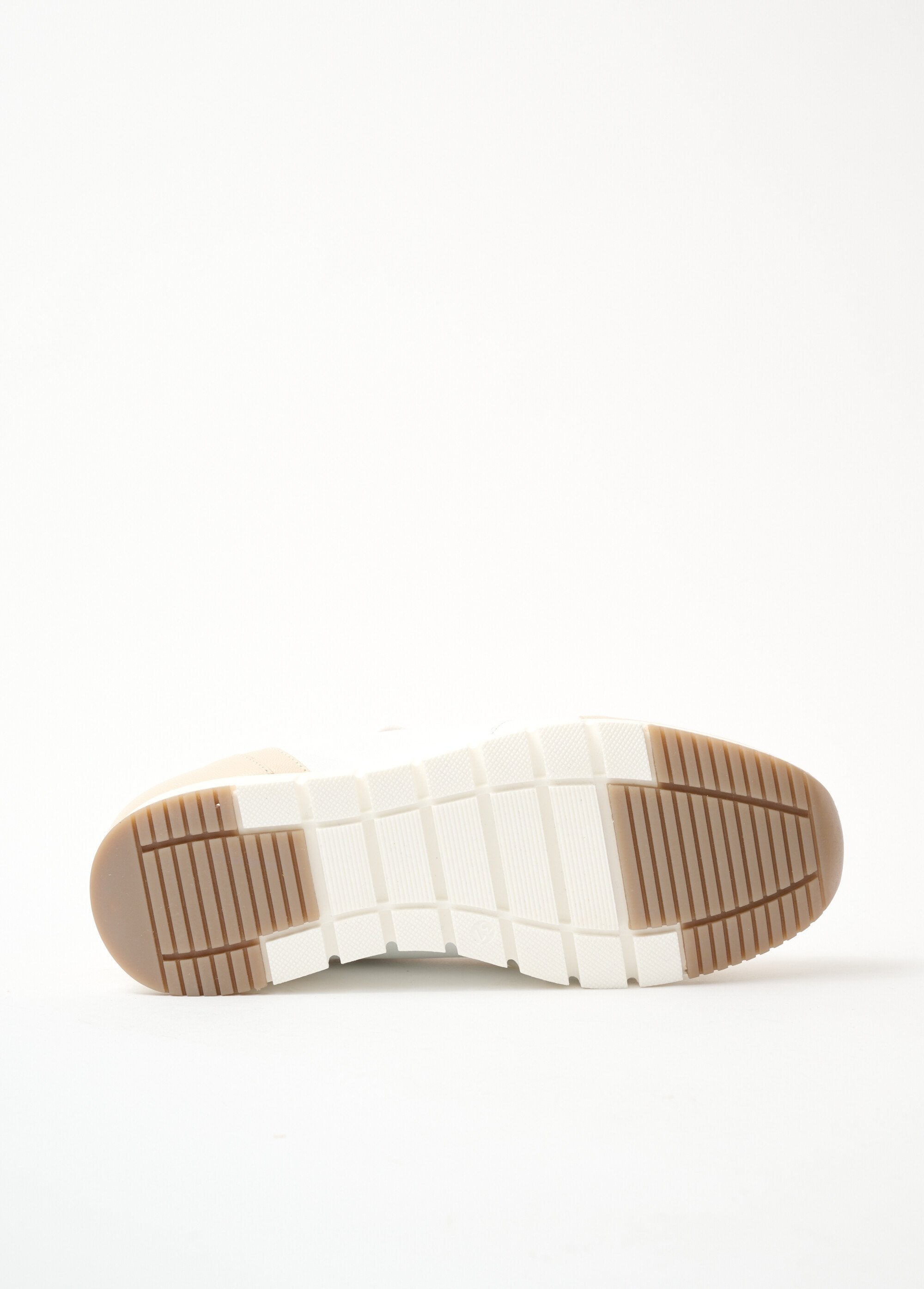 Deportivas_anchas_confort_bicolor_piel_Beige_y_blanco_UN1_slim