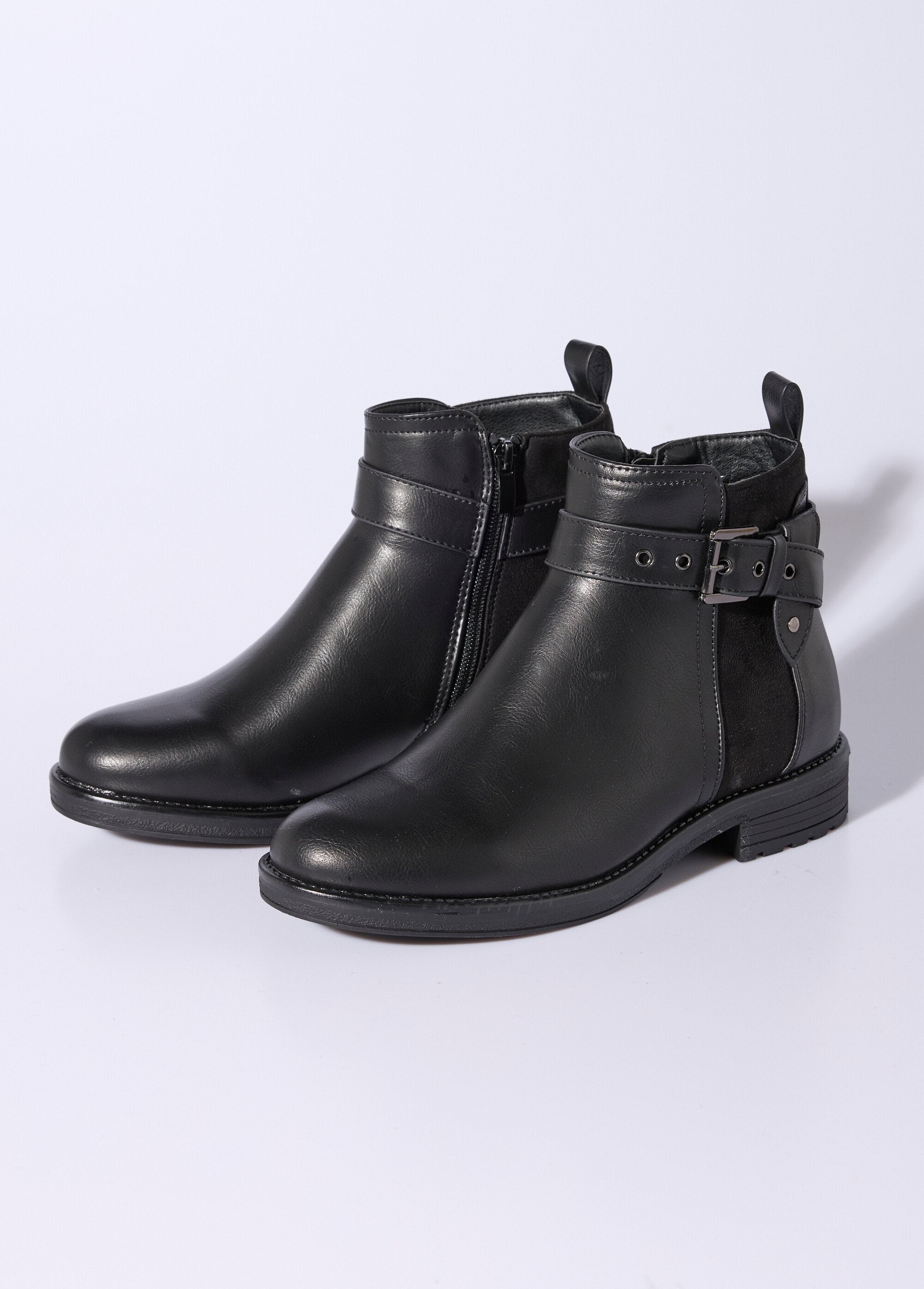 Botas_bimateriales_con_tira_en_el_tobillo_Negro_DE1_slim