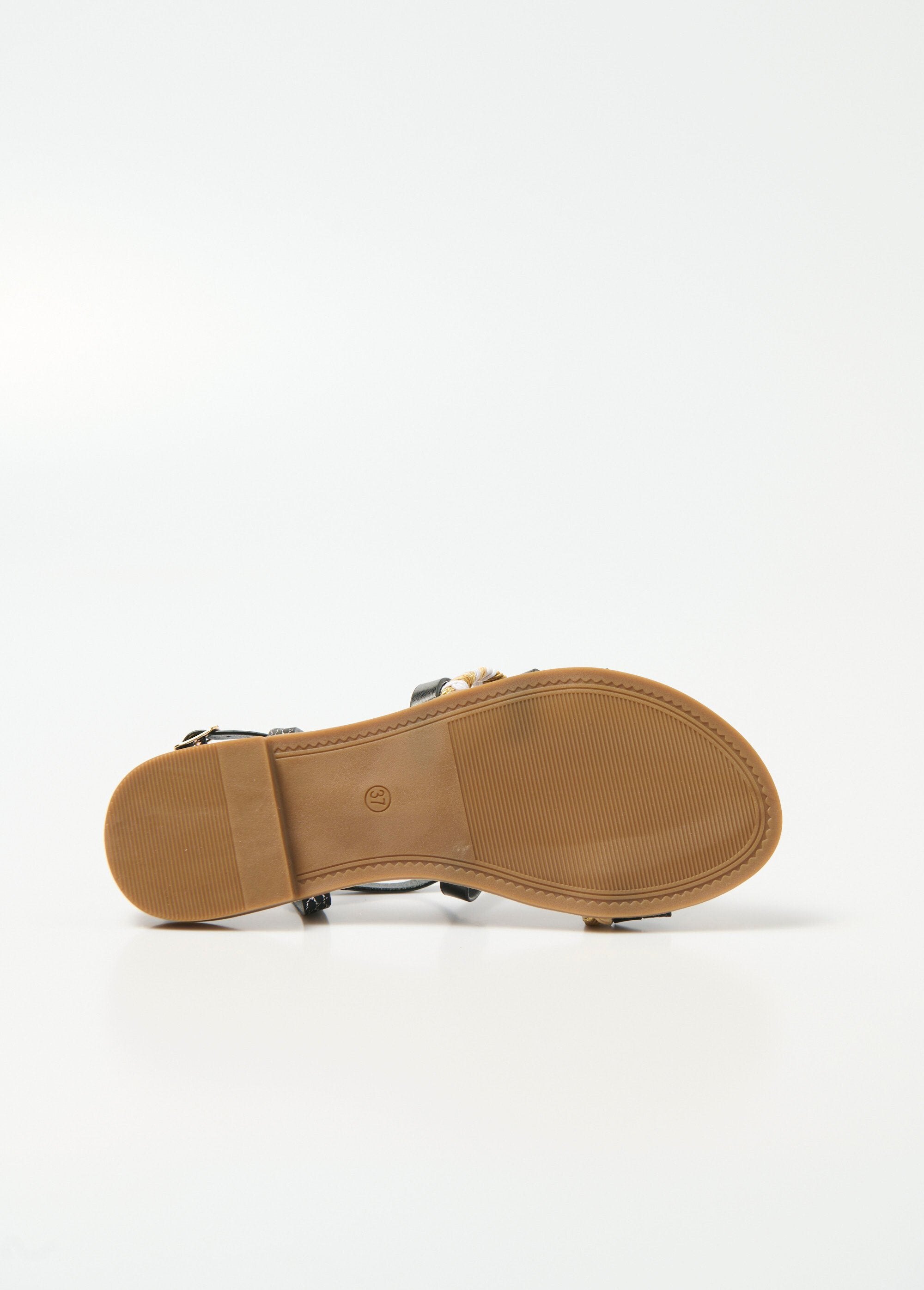 Sandalias_multimaterial_con_tiras_Negro_y_plata_UN1_slim