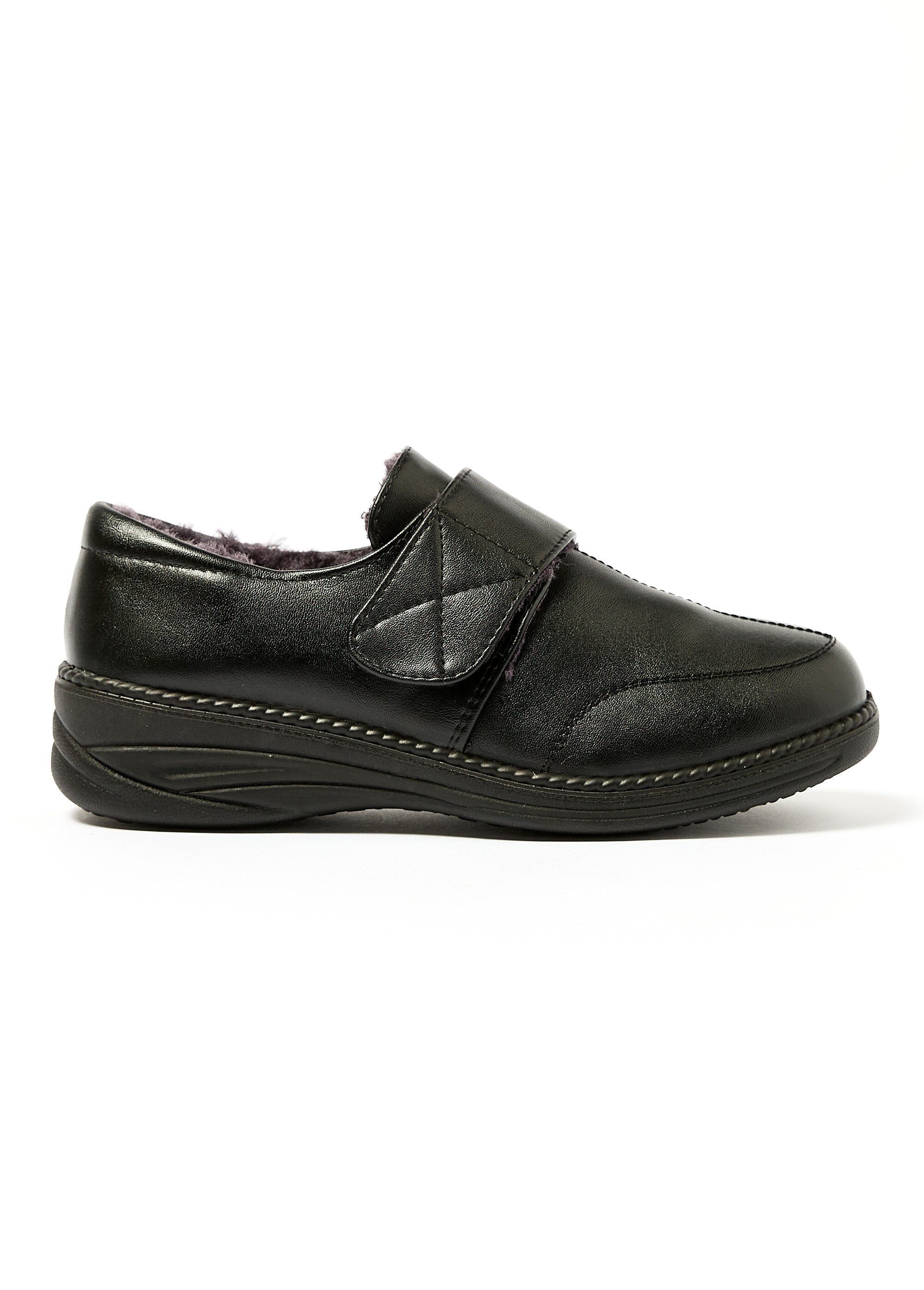 Derbys_con_cuña_y_apertura_con_velcro_Negro_DR1_slim