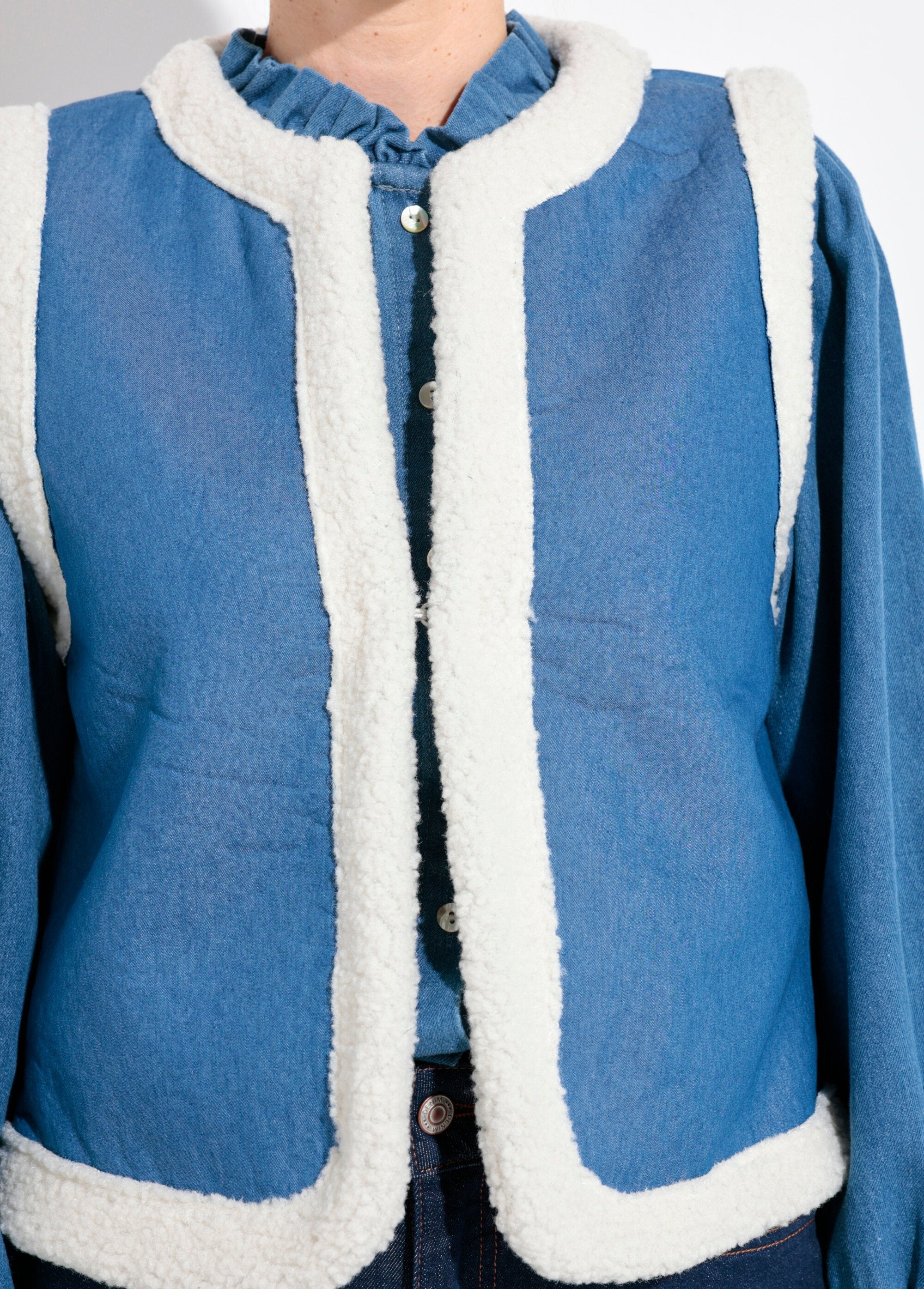 Chaleco_de_pastor_vaquero_estilo_piel_de_oveja_Azul_DE1_slim