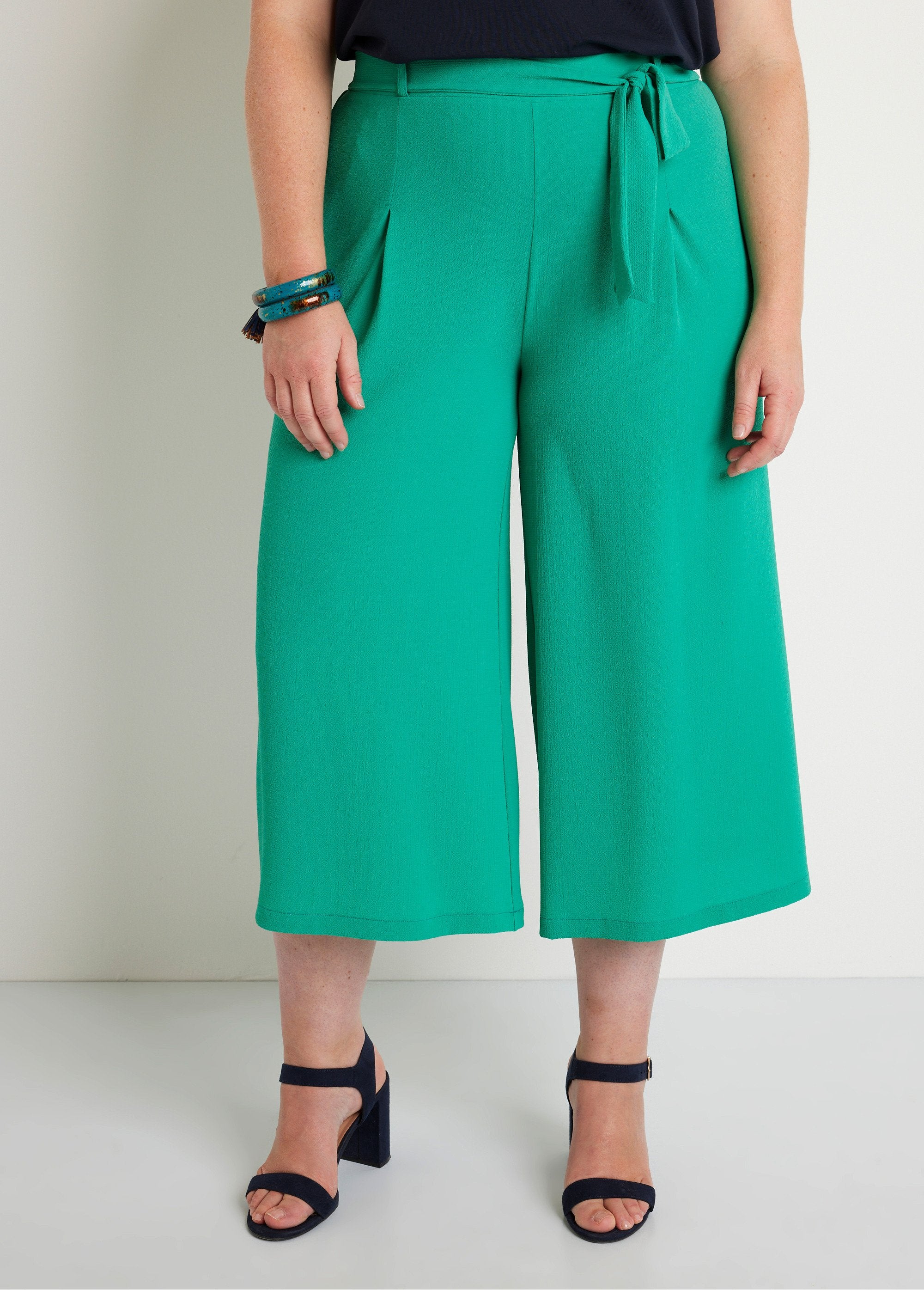 Pantalón_culotte_largo_cintura_semielástica_Verde_liso_FA1_curvy