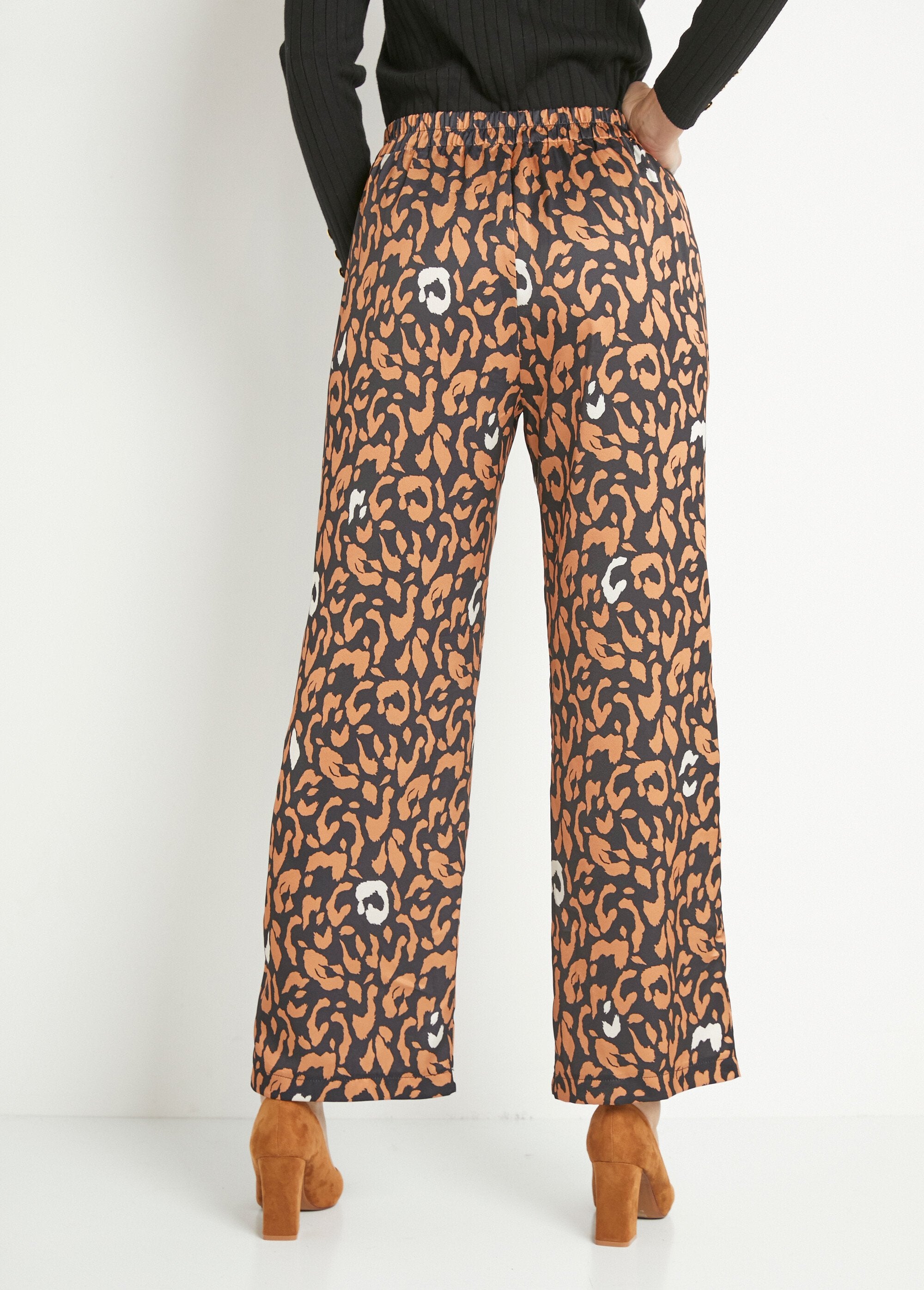 Pantalón_fluido_elástico_con_estampado_de_leopardo_Leopardo_DO1_slim