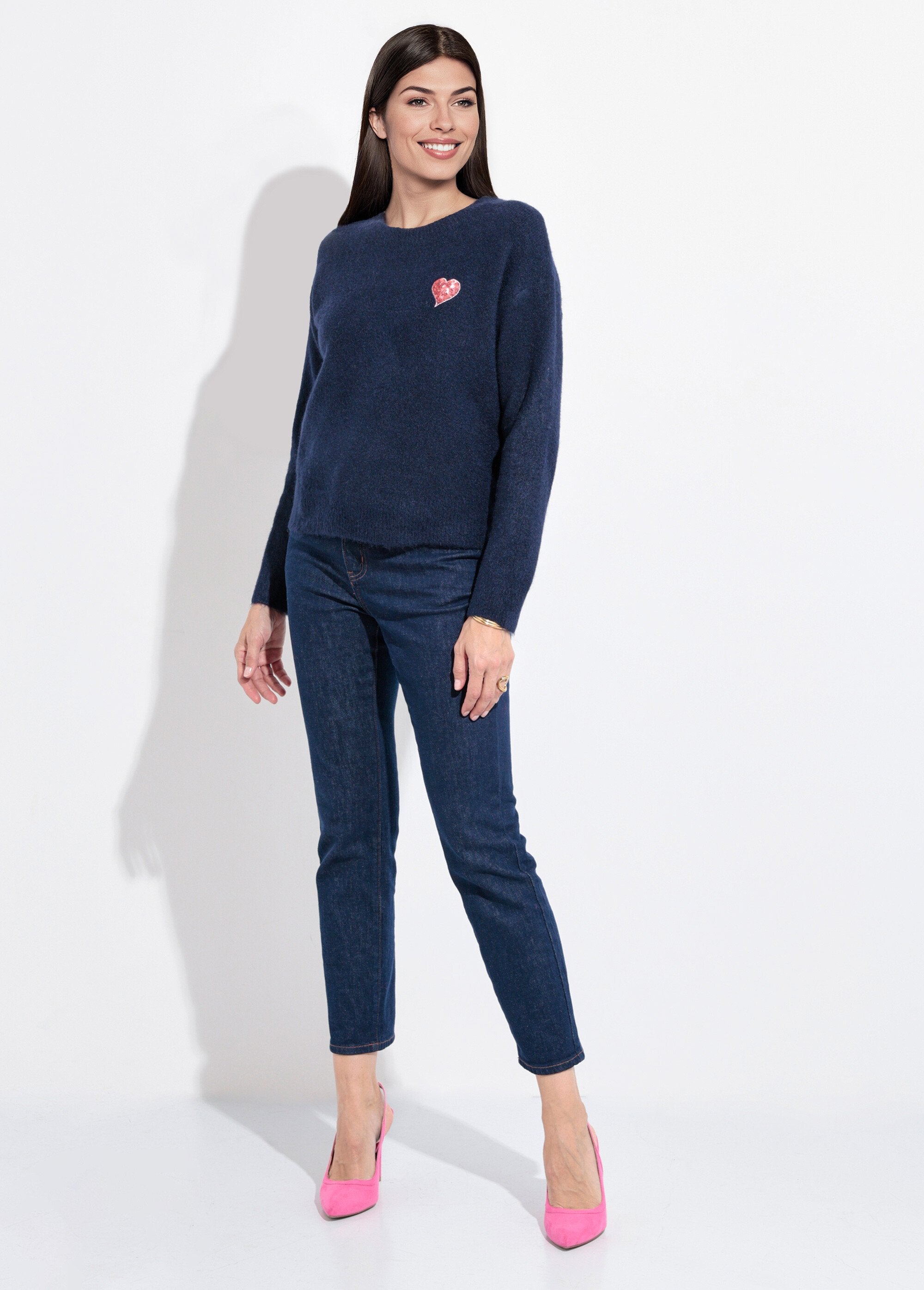 Suéter_de_cuello_redondo_con_detalle_de_patrón_de_lentejuelas._Marina_SF1_slim