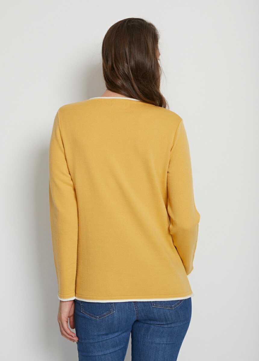 Jersey_de_cuello_redondo_en_jacquard_floral_con_lana_miel_y_gris_DO1_slim