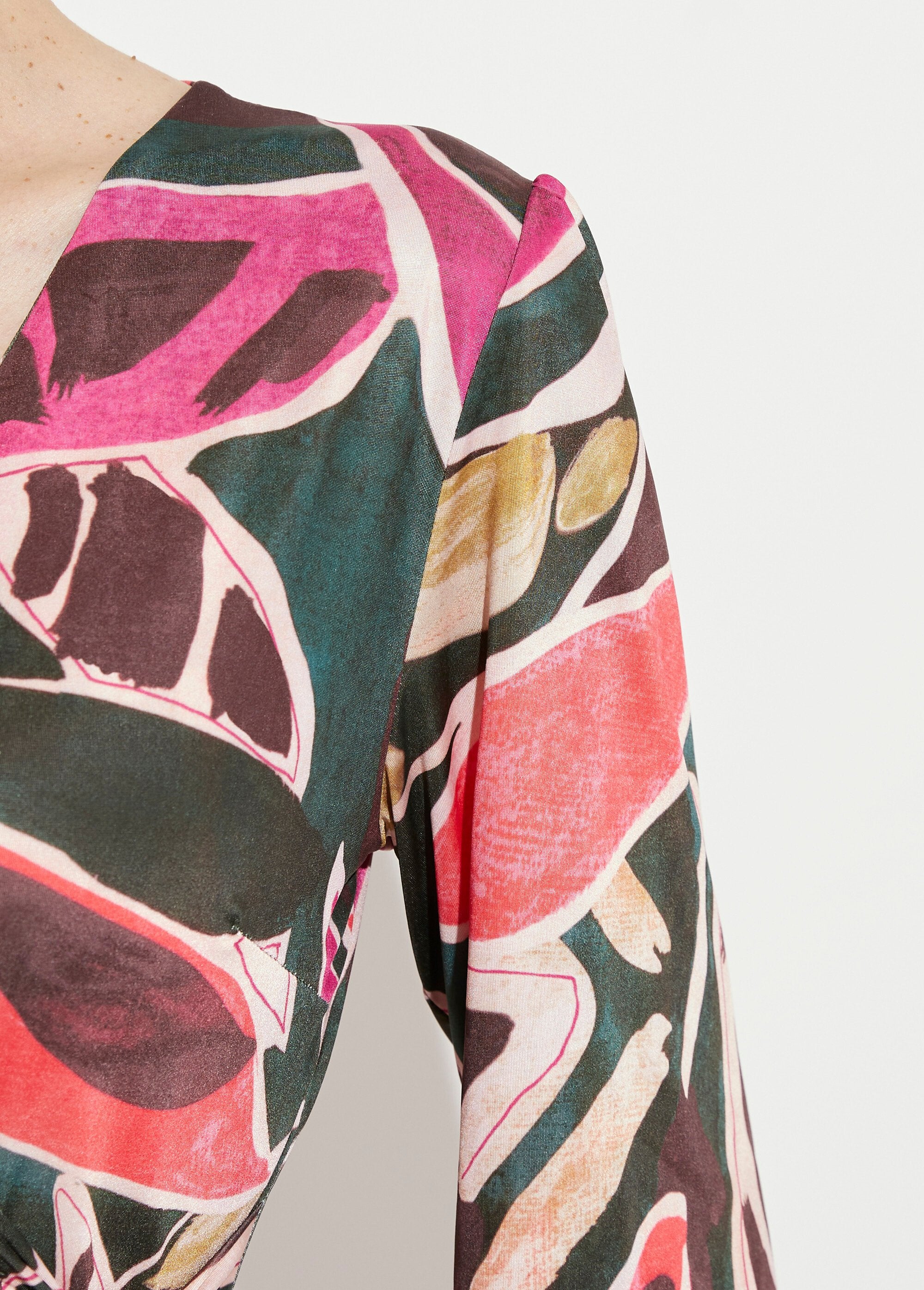 Vestido_cruzado_corto_y_acampanado_con_mangas_3/4_Multicolor_DE2_slim