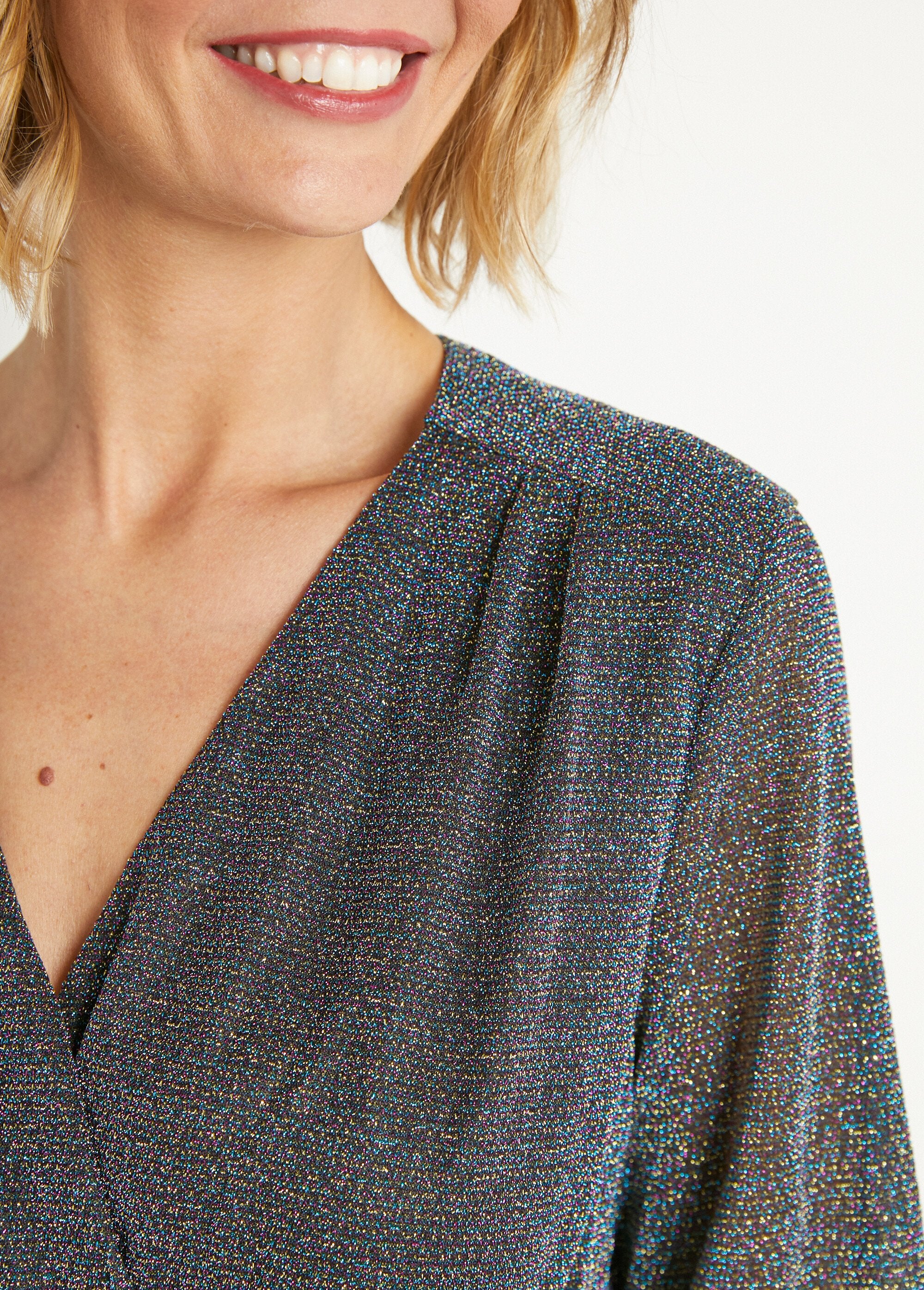 Vestido_corto_brillante_Multicolor_DE4_slim