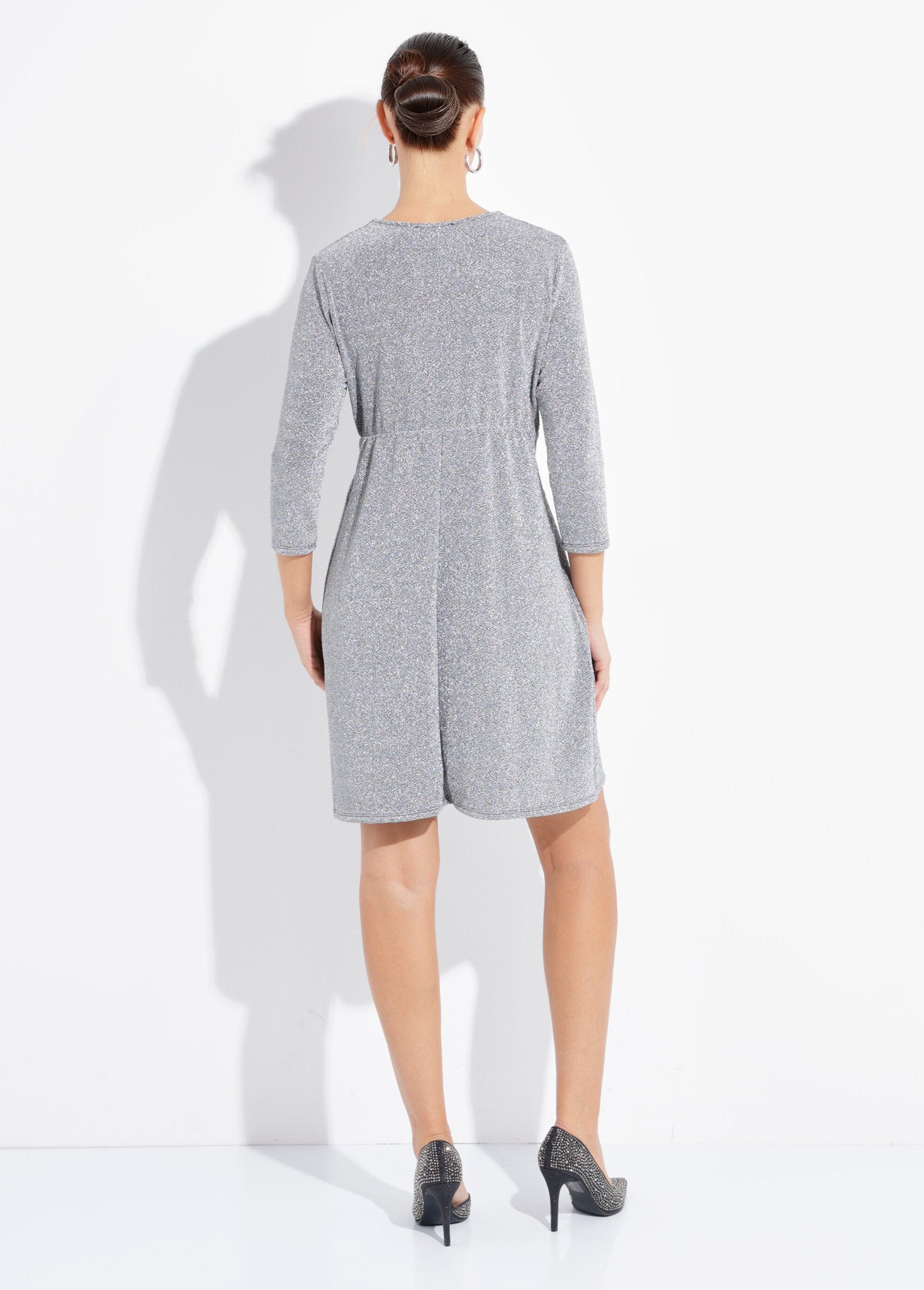 Elegante_vestido_corto_de_punto_metalizado_Dinero_DO1_slim