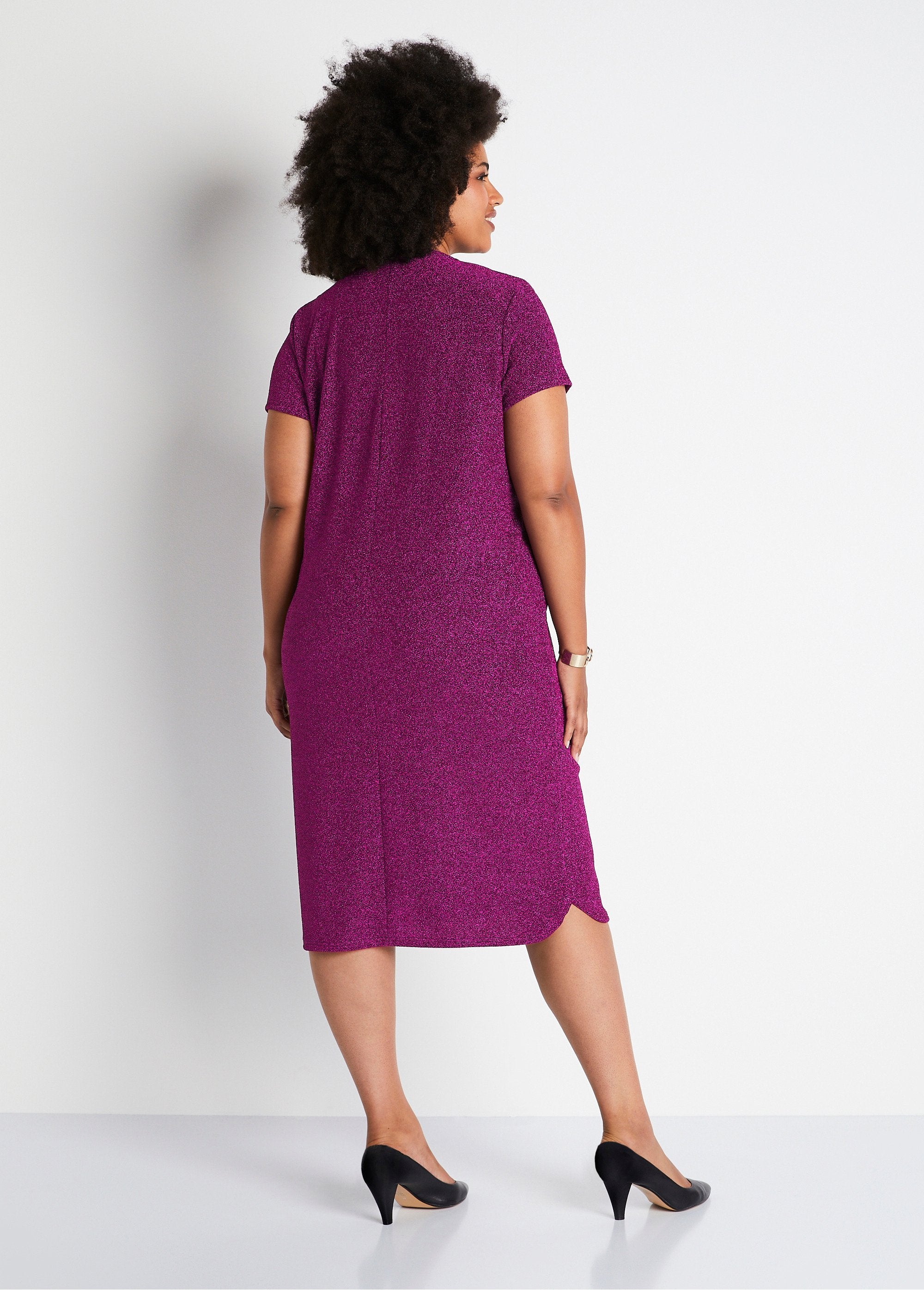 Vestido_corto_evasé_de_punto_brillante_Rosa_DO1_curvy