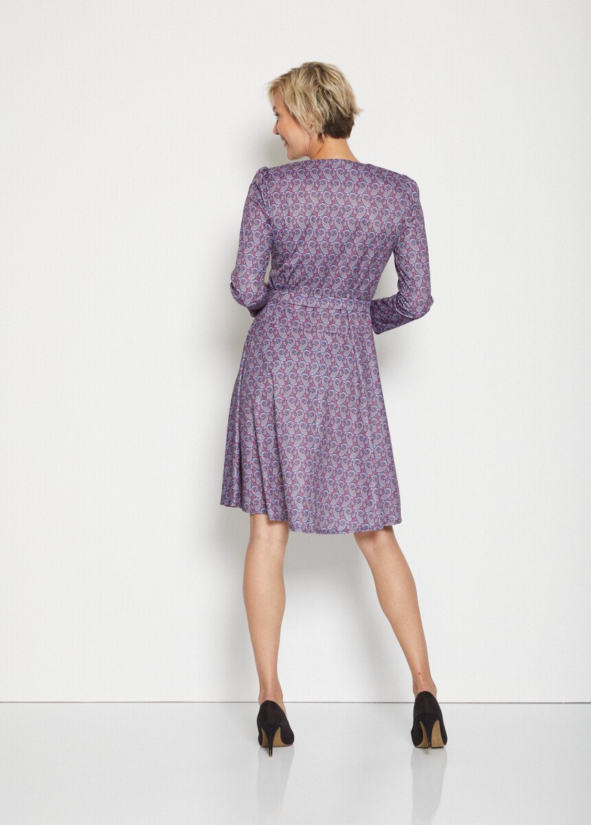 Vestido_con_escote_corazón_Azul_y_ciruela_DO1_slim