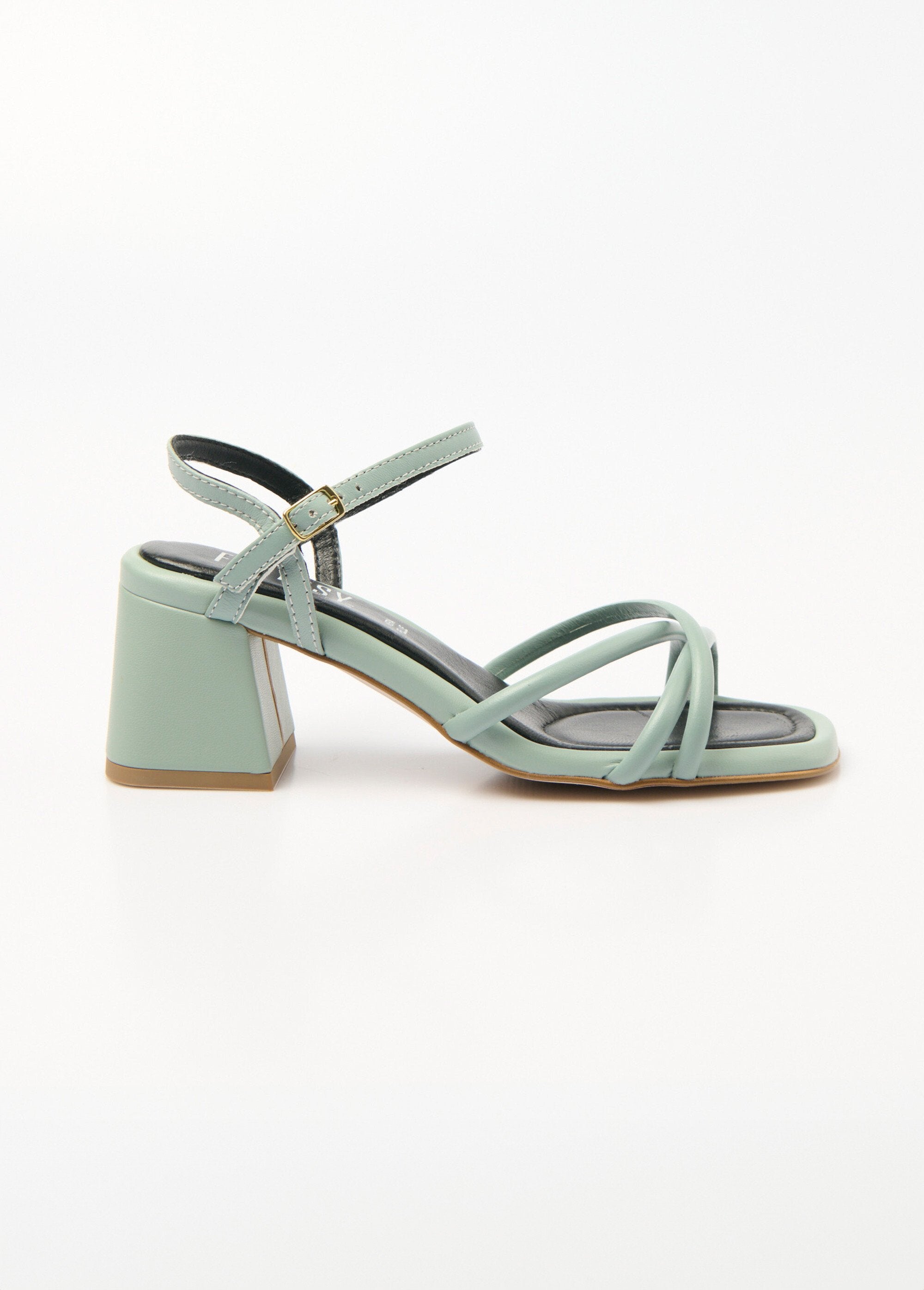 Sandalias_de_tiras_finas_con_tacón_cuadrado_Verde_DR1_slim