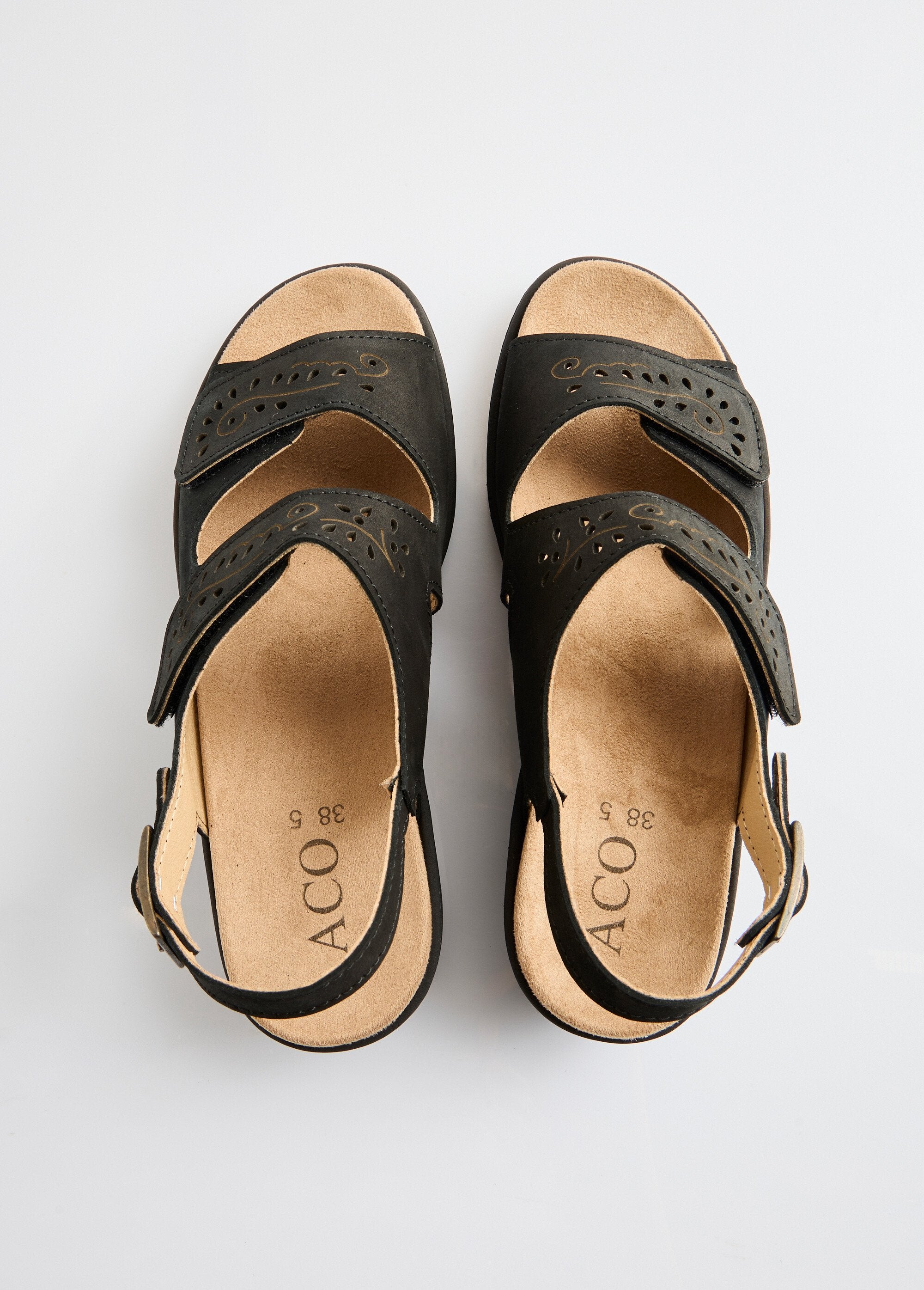 Sandalias_anchas_de_piel_con_tiras_de_velcro._Negro_OV1_slim