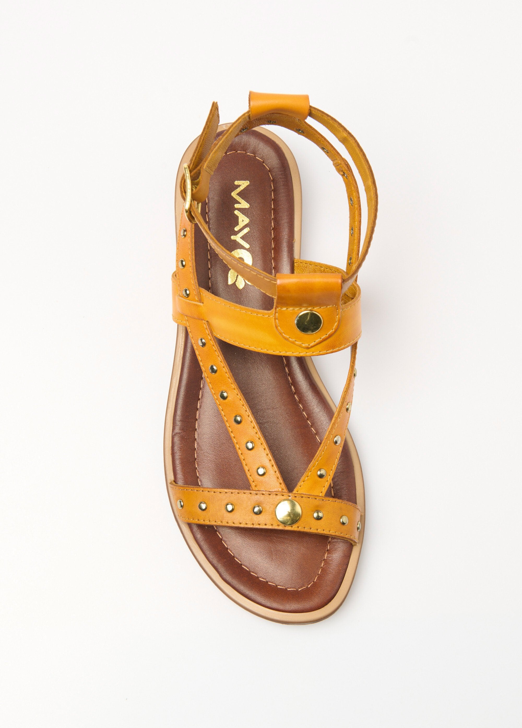 Sandalias_de_gladiador_de_cuero_con_tiras_con_tachuelas_AMARILLO_OV1_slim