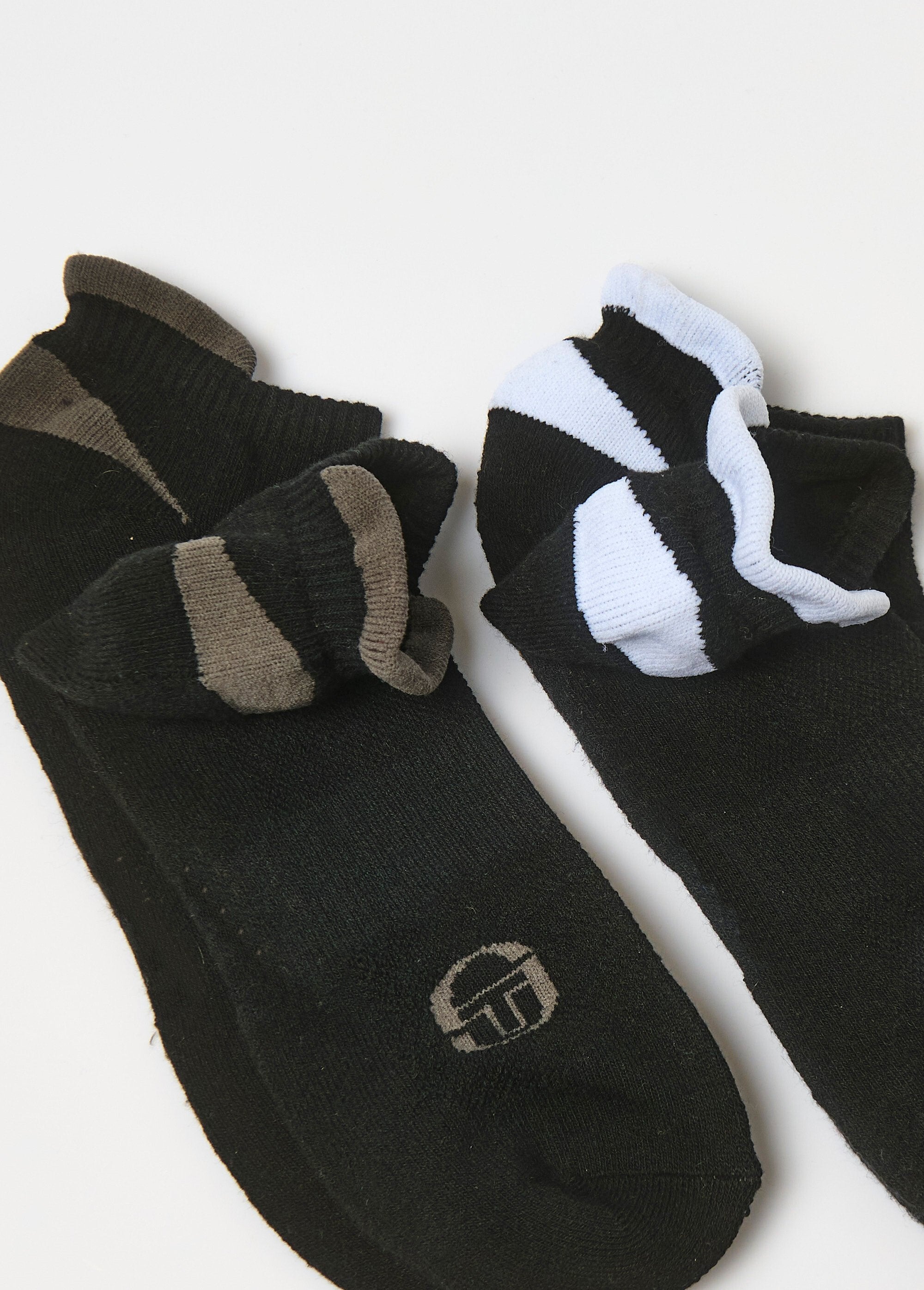 Pack_de_2_calcetines_deportivos,_color_oscuro_lote_negro_2_DE1_slim