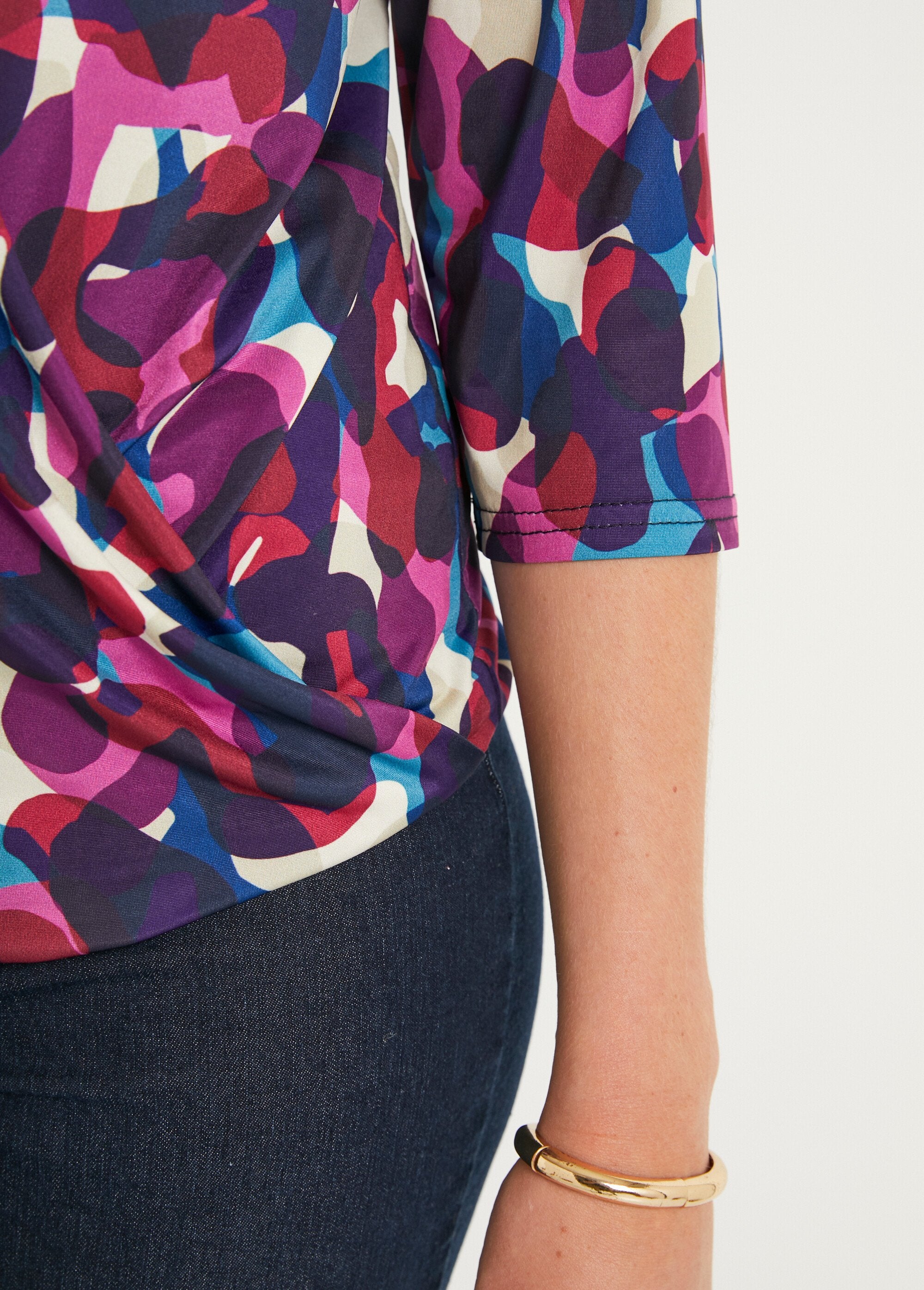 Camiseta_blusón_envolvente_de_manga_3/4_rosa_y_azul_DE3_slim