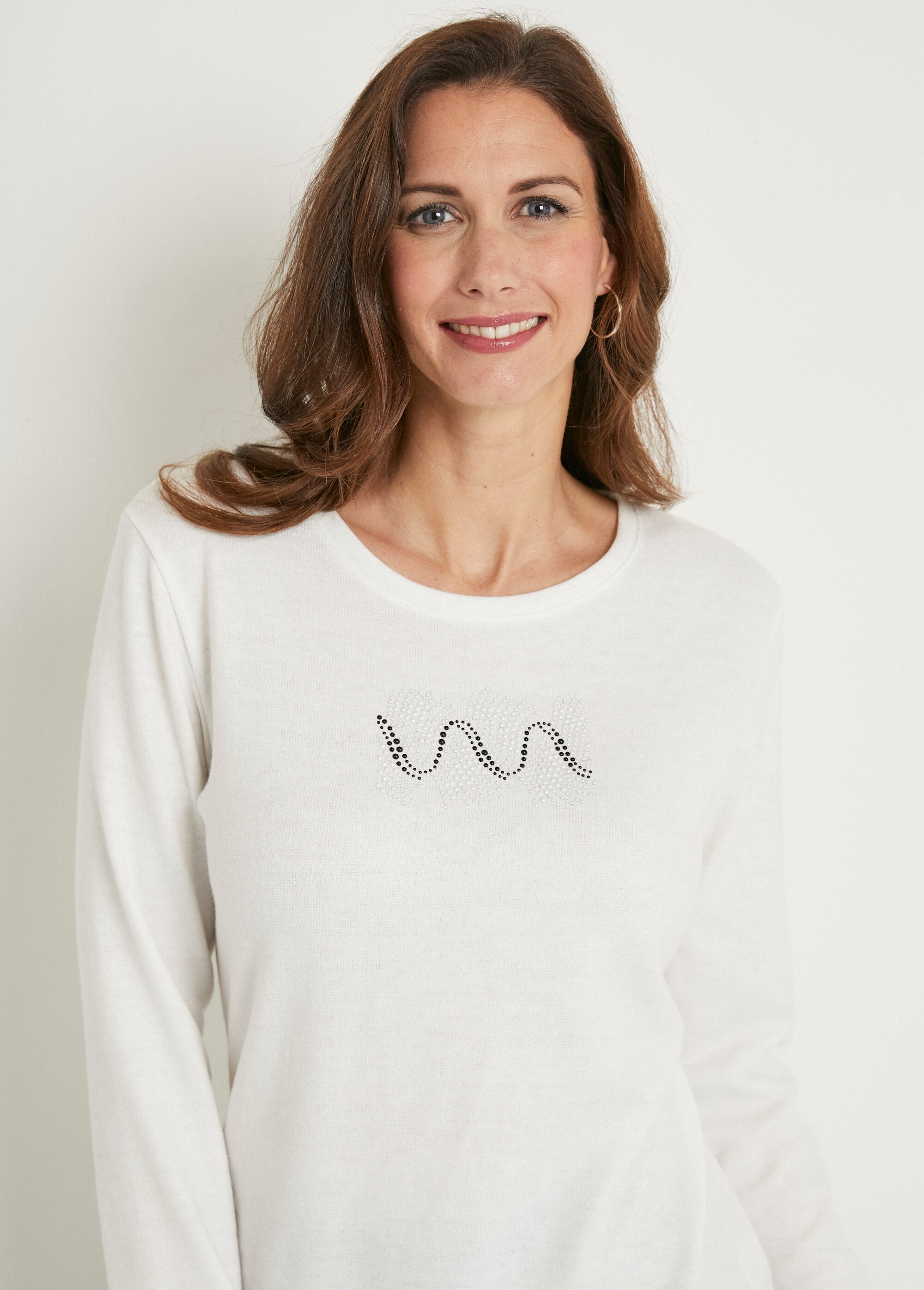 Camiseta_lisa_cálida,_manga_larga,_tachuelas_y_remaches_Crudo_DE1_slim