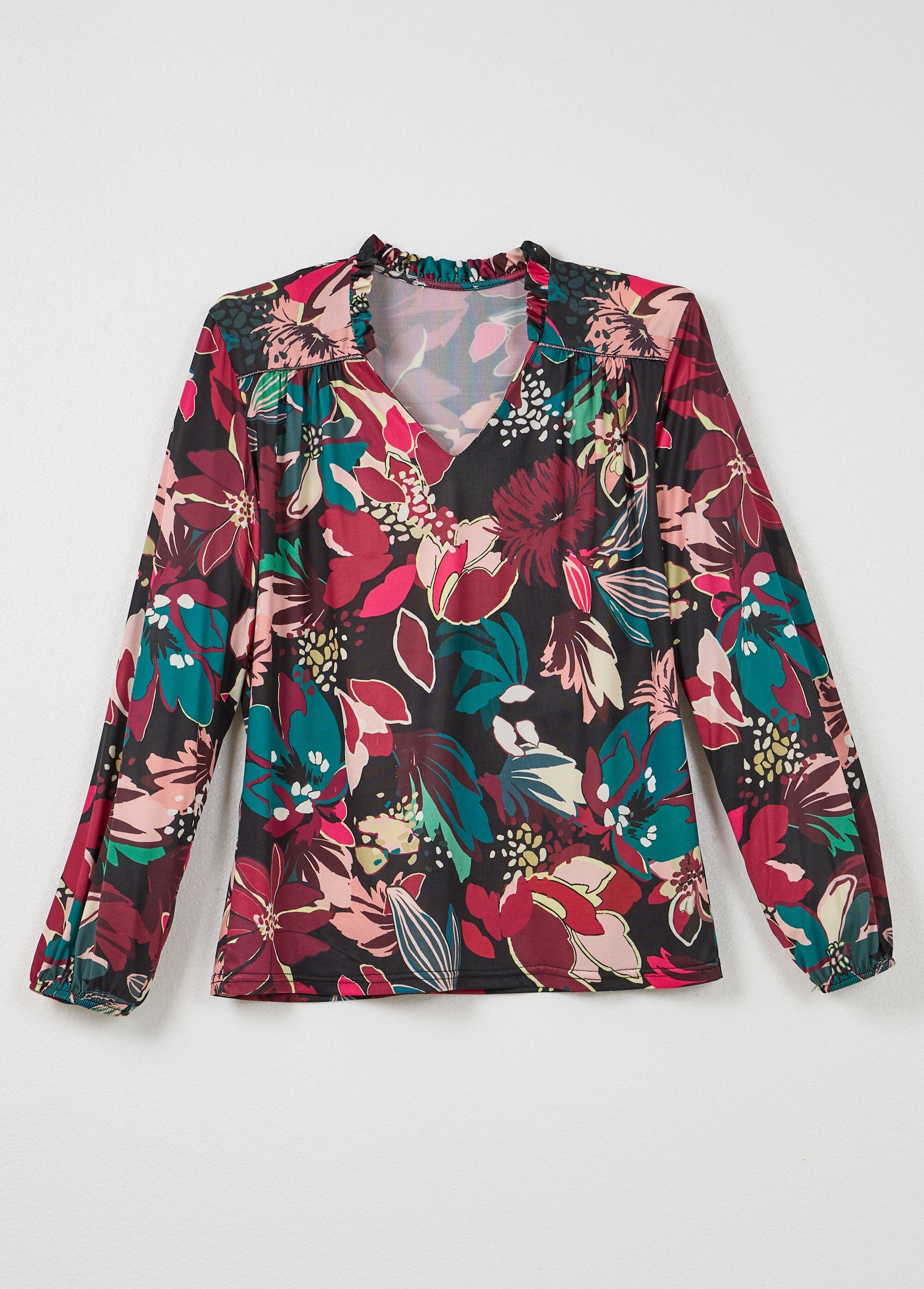 Camiseta_de_cuello_alto_con_estampado_de_flores_Estampado_fucsia_AP1_slim