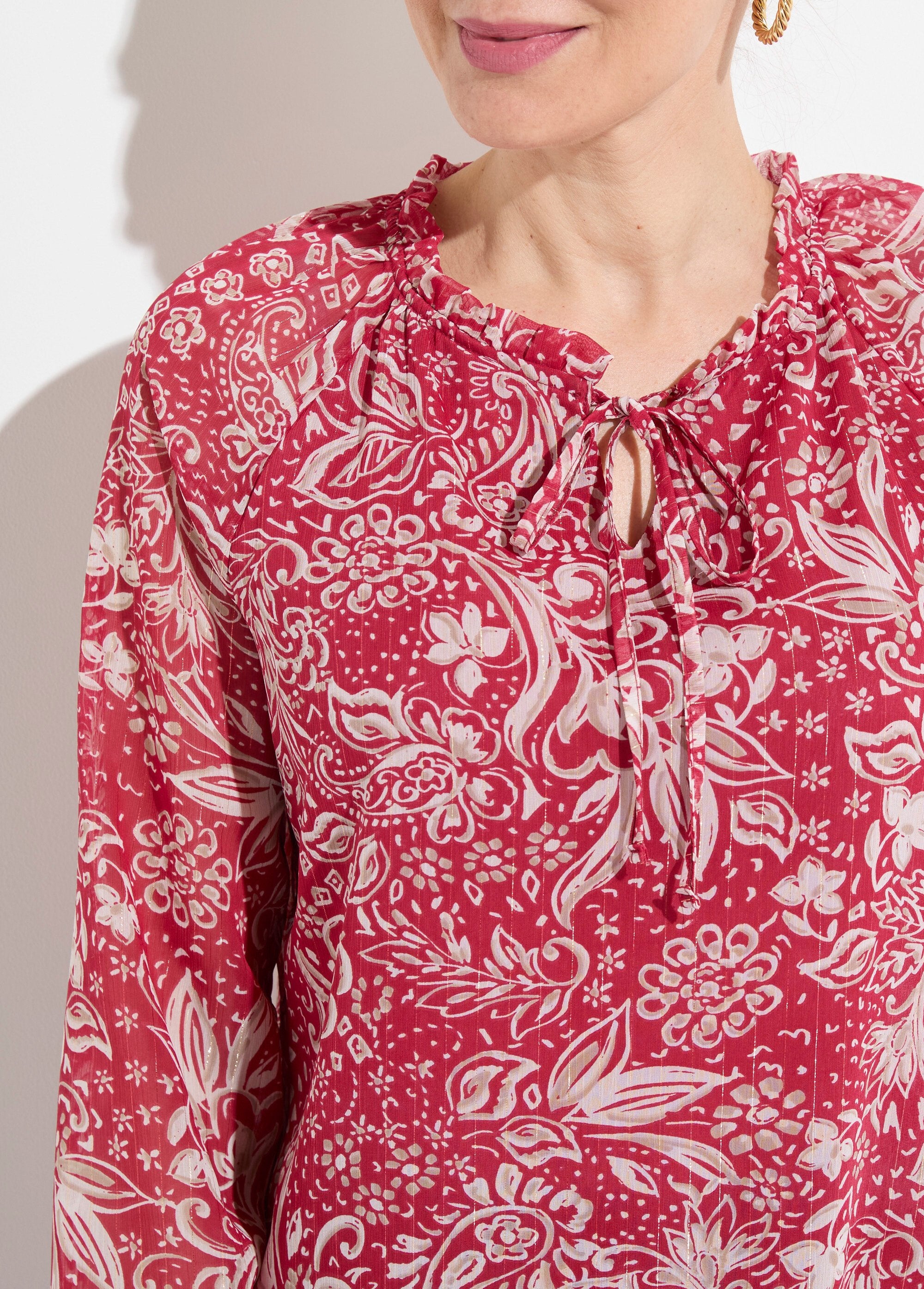 Túnica_larga_con_velo_floral_brillante_y_cuello_con_volantes._Burdeos_Imp_DE1_slim