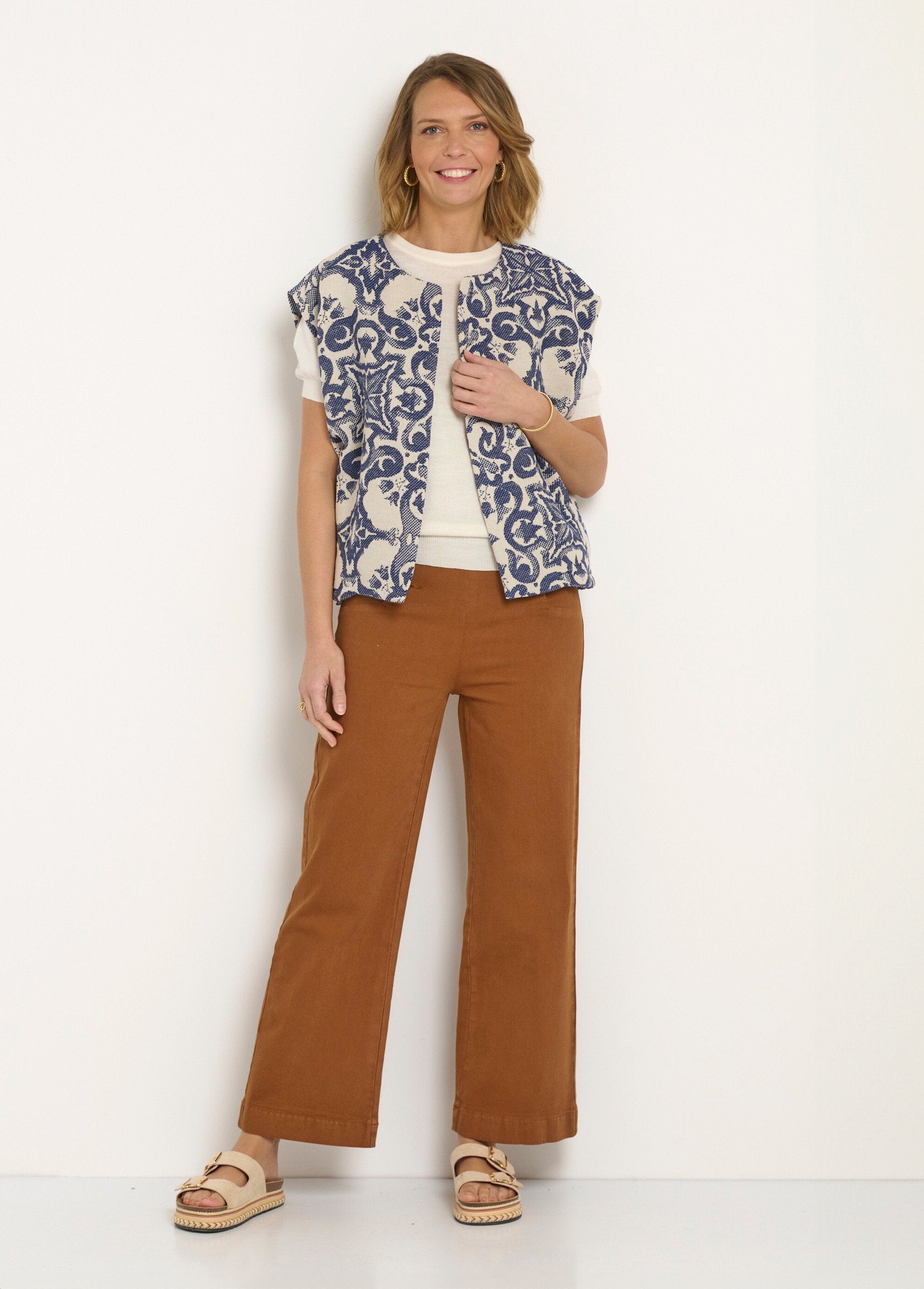 Chaqueta_jacquard_sin_mangas_con_cuello_redondo_Azul_SF1_slim