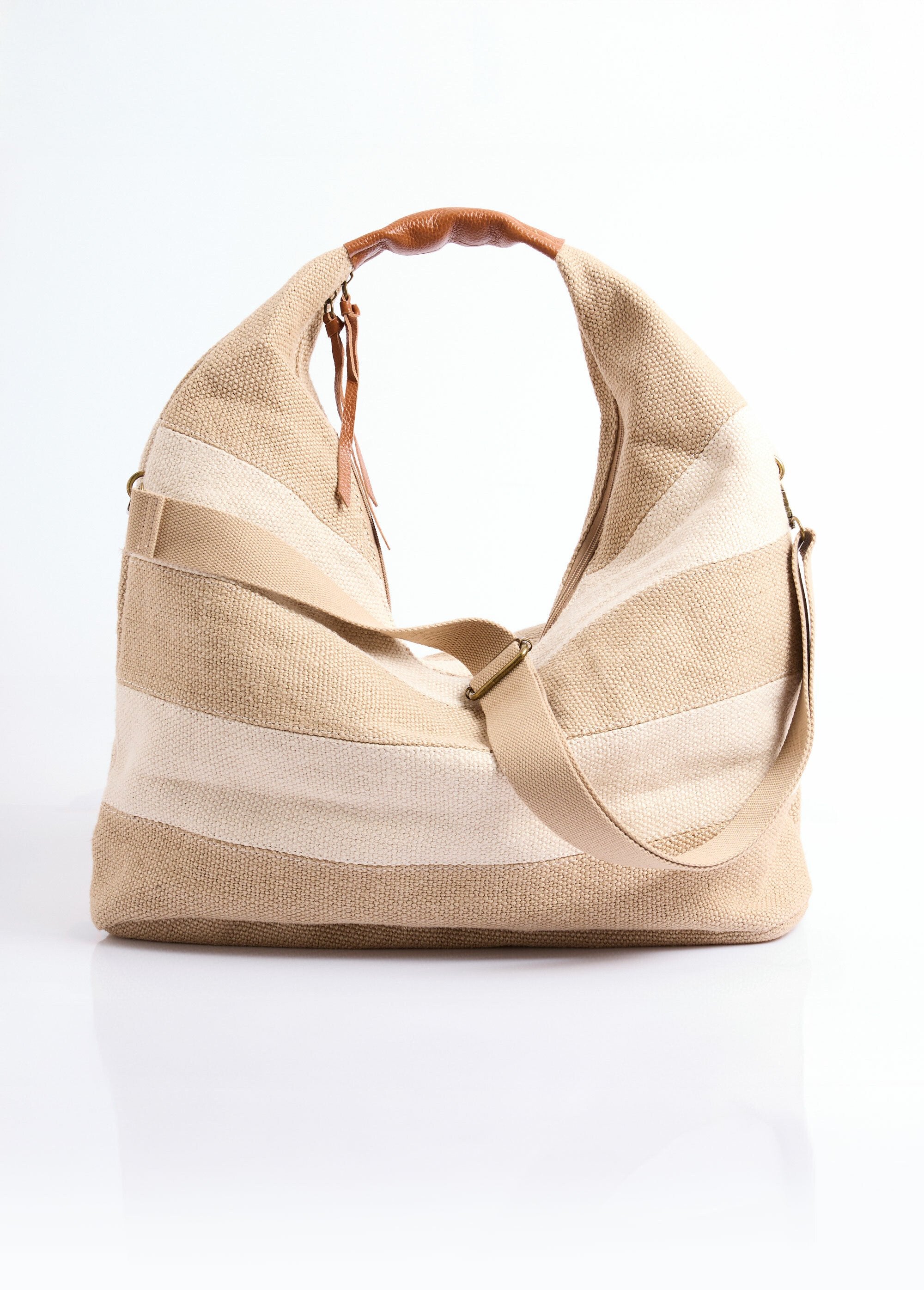 Bolso_tote_grande_de_yute_a_rayas_con_detalles_de_piel_Beige_DE1_slim