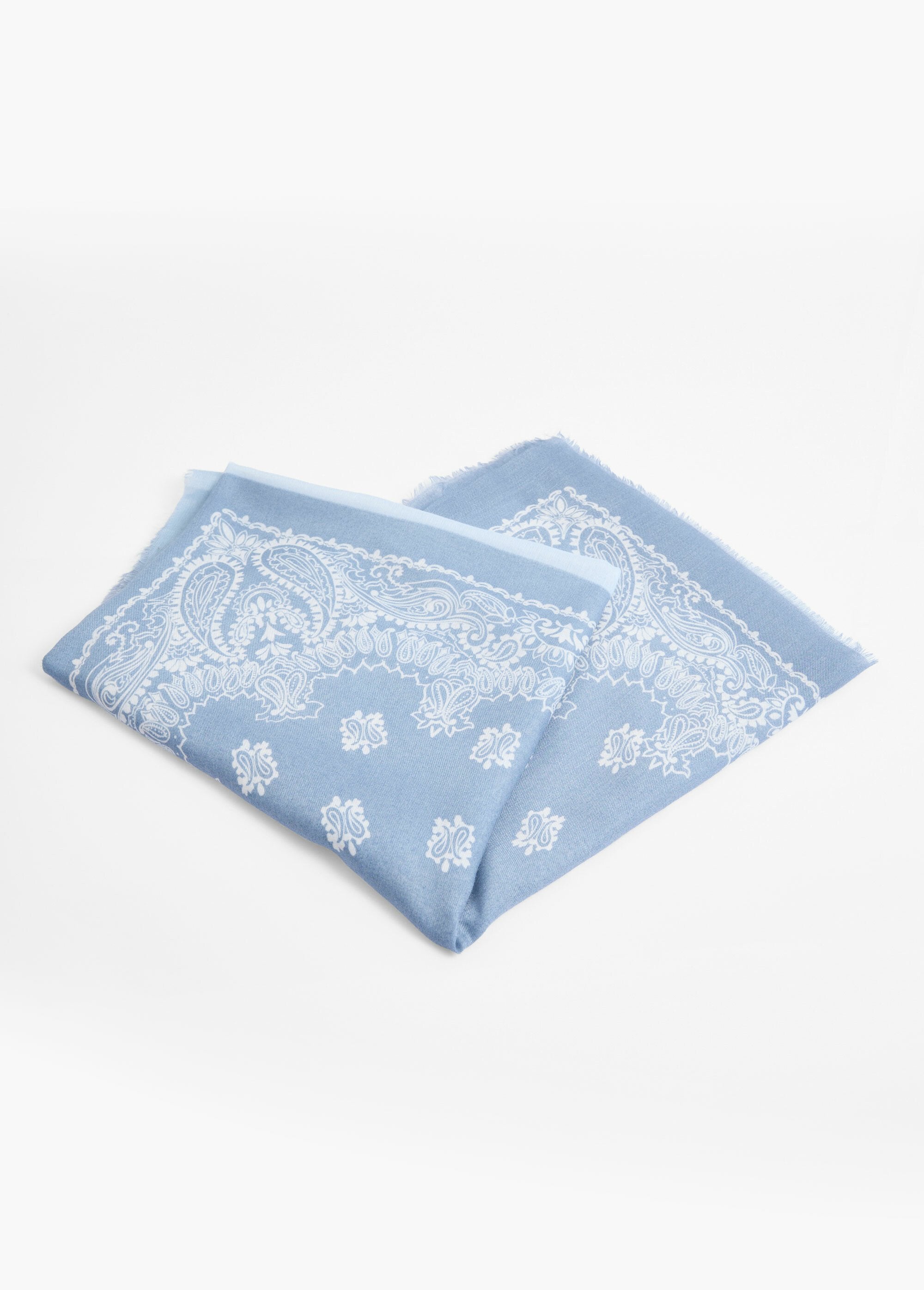 Foulard_carré,_motif_bandana_dégradé_Bleu_DE1_slim
