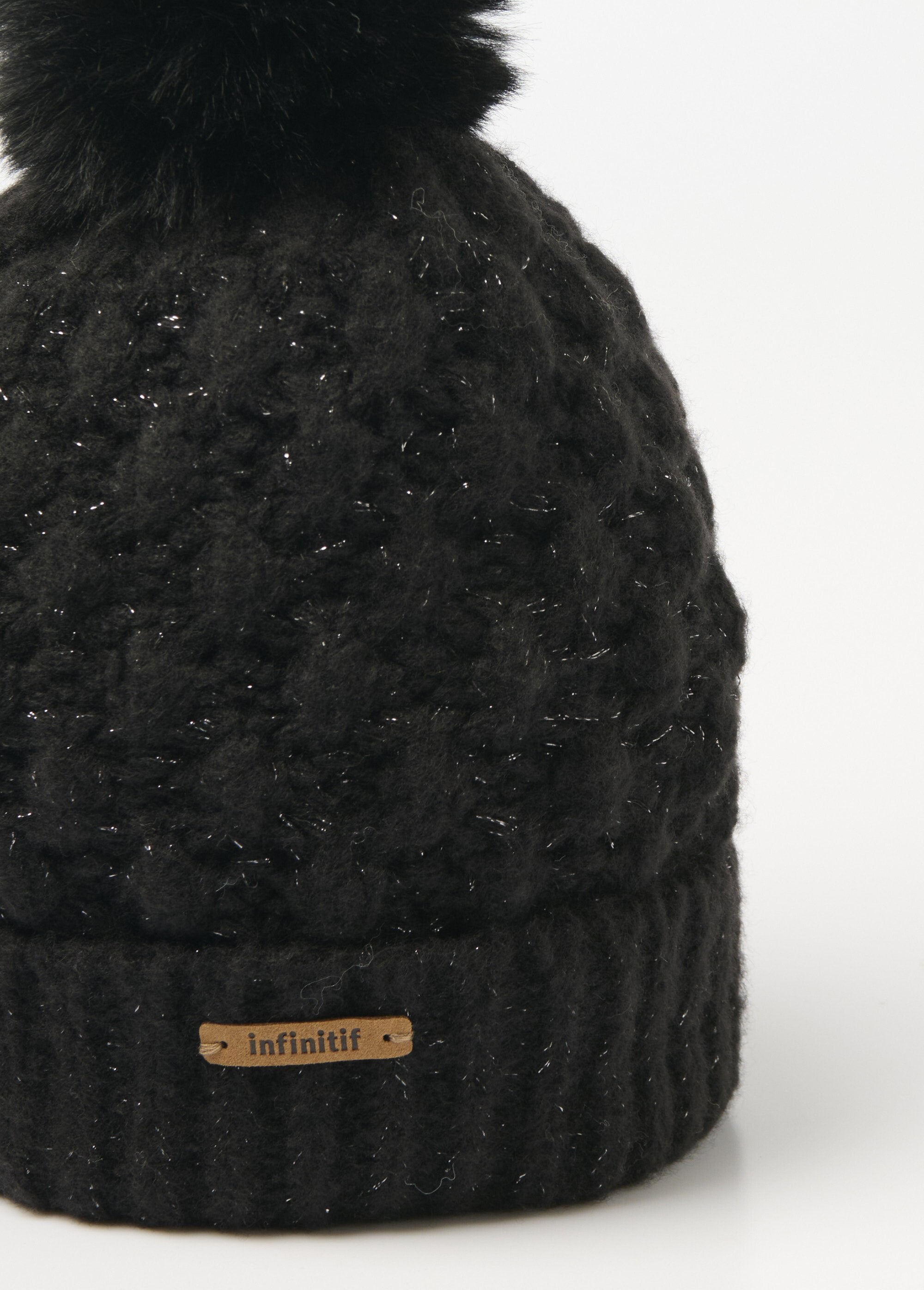 Sombrero_elegante_con_hilo_brillante_Negro_DE1_slim
