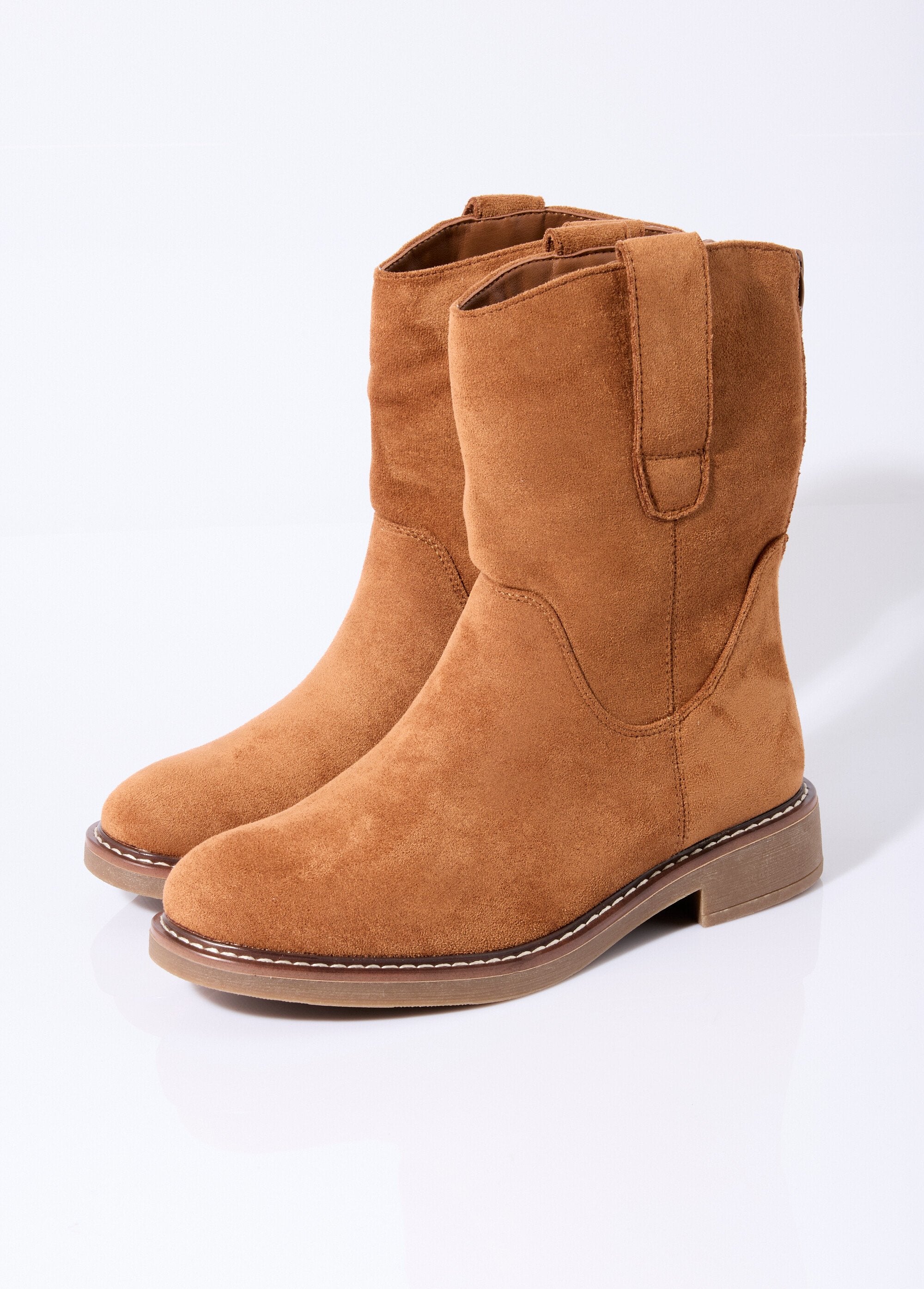 Botines_planos_de_ante_camello_DE1_slim