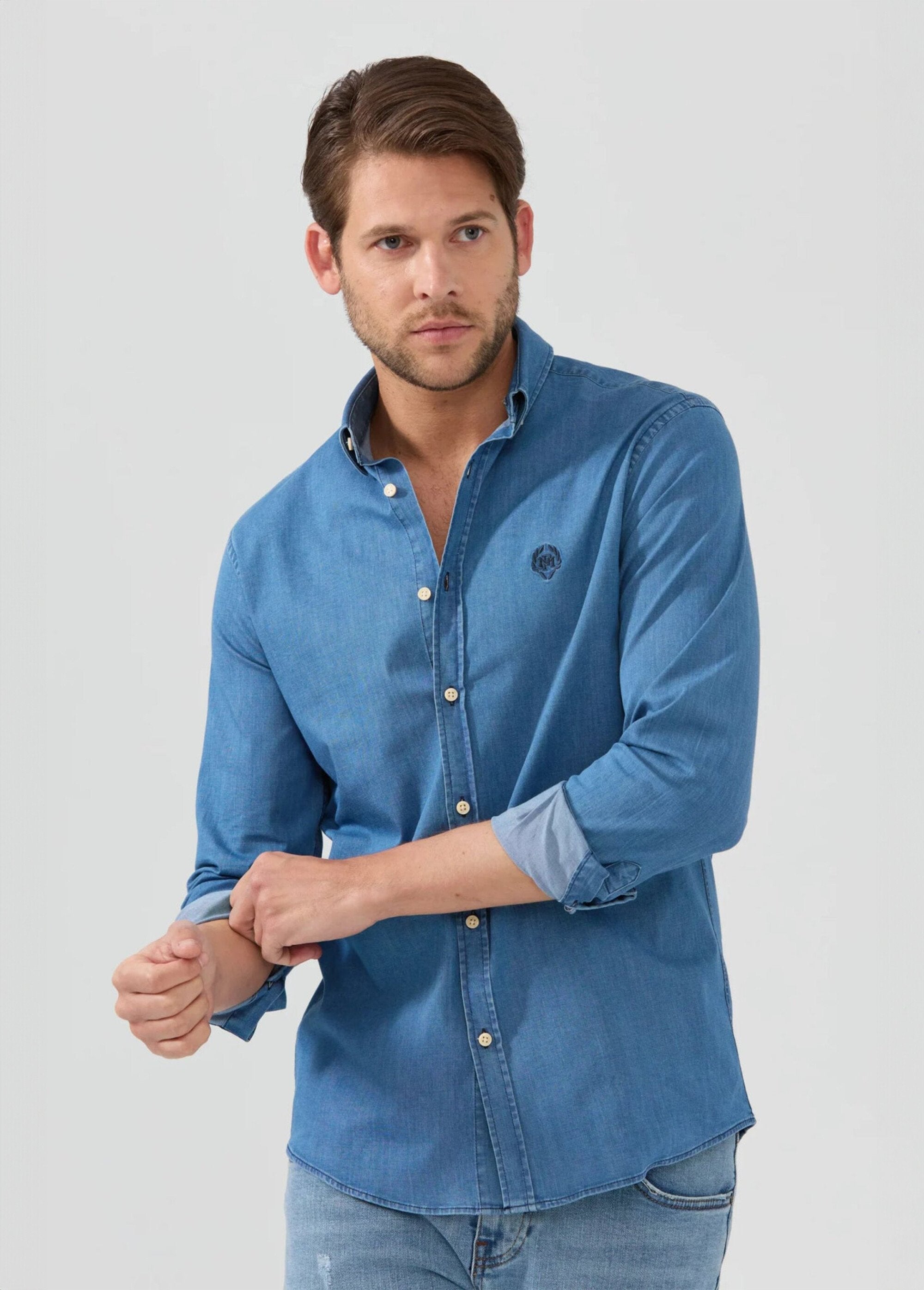 Camisa_casual_de_cambray_de_manga_larga_Azul_oscuro_FA1_slim