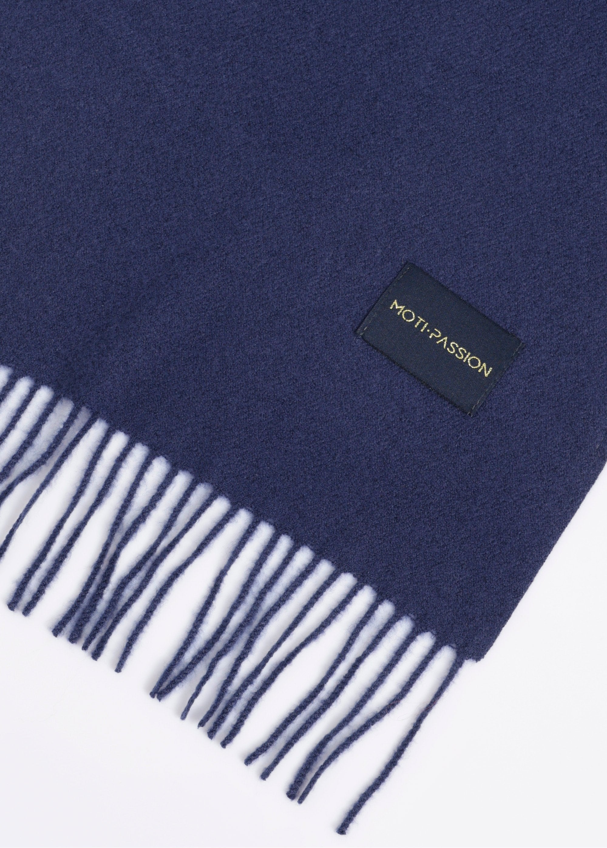 Bufanda_clásica_con_flecos_y_lana_Marina_DE1_slim