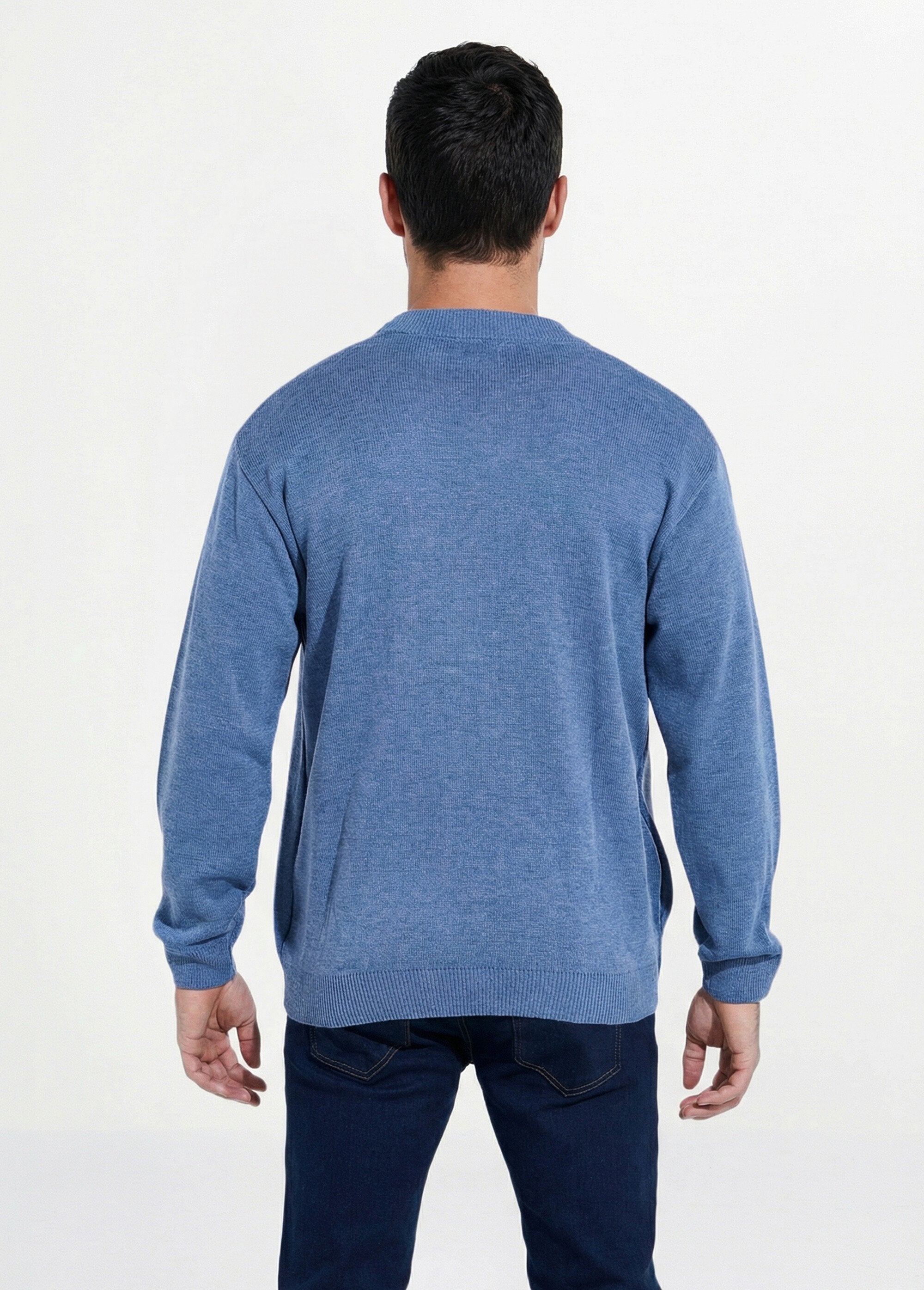 Cárdigan_de_lana_con_cuello_de_pico_y_manga_larga_abotonado_porcelana_azul_DO1_slim