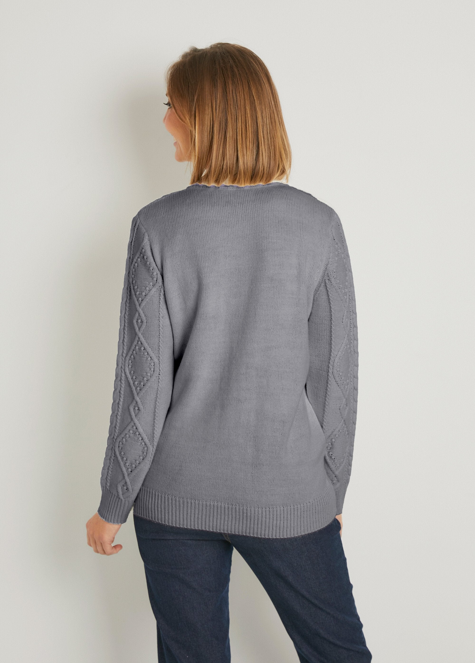 Cárdigan_cálido_con_cremallera_y_cuello_alto_con_ochos_Gris_DO1_slim