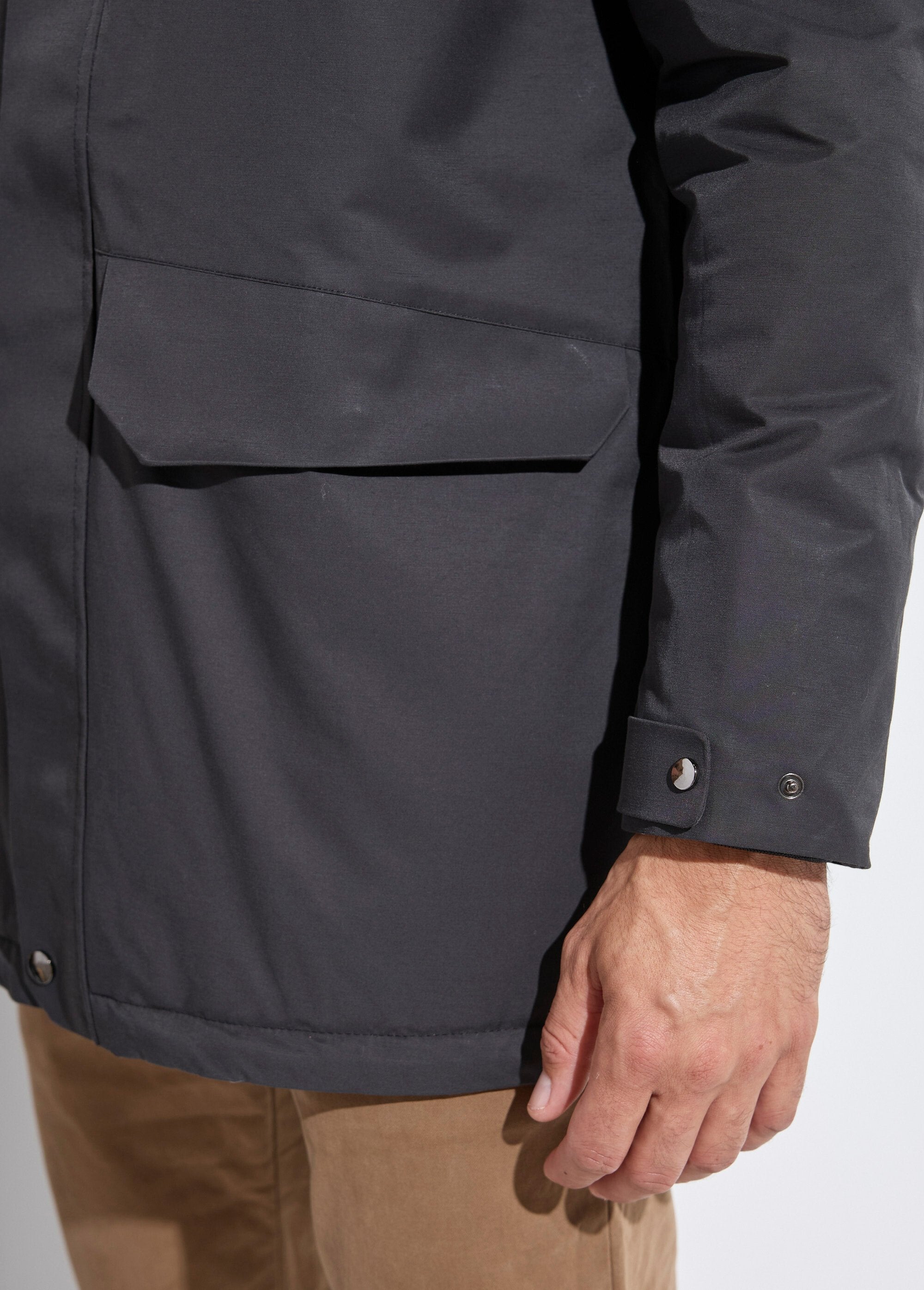 Parka_con_capucha_forrada_de_piel_Negro_DE2_slim