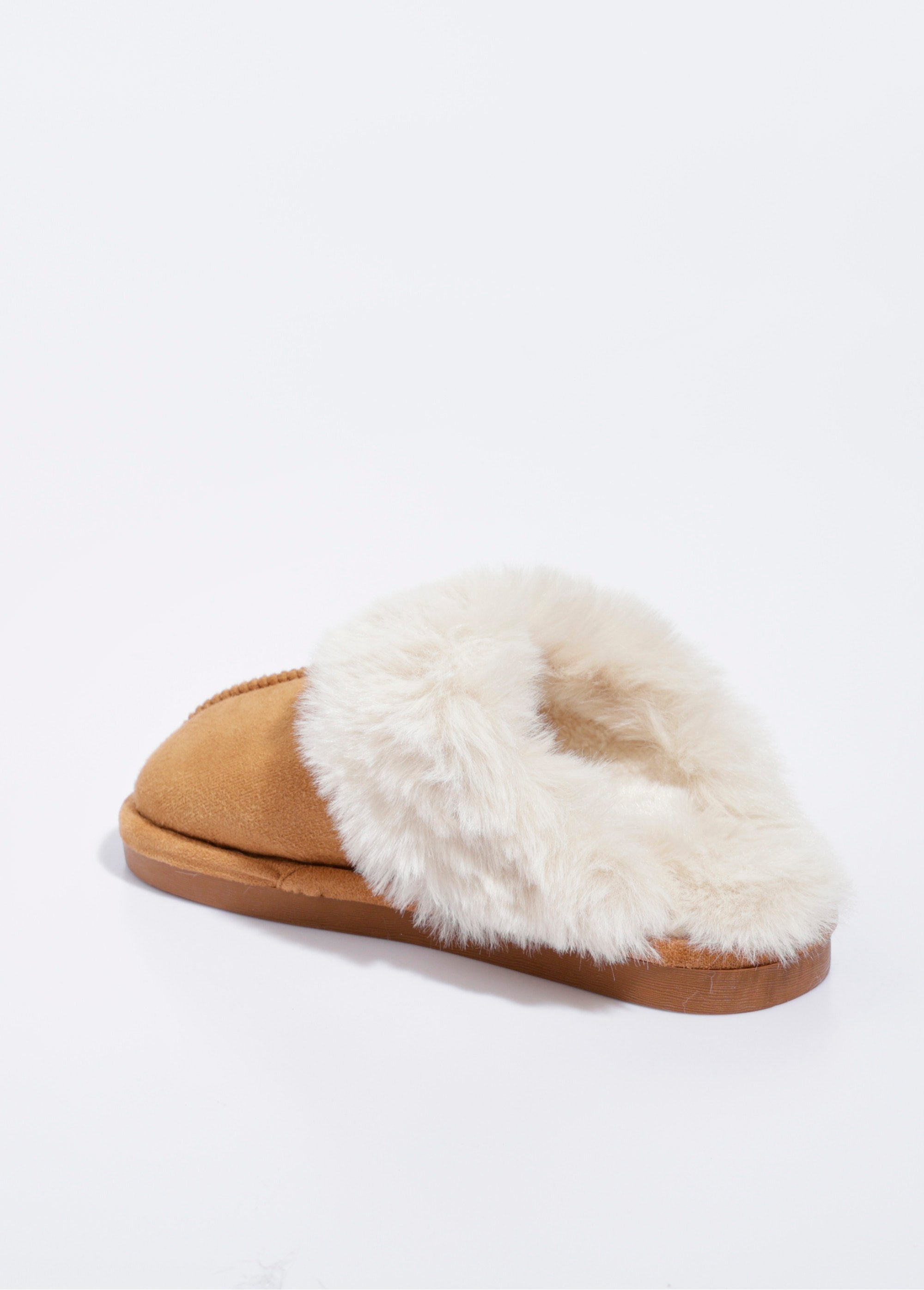 Zapatillas_tipo_mulas_camello_DO1_slim
