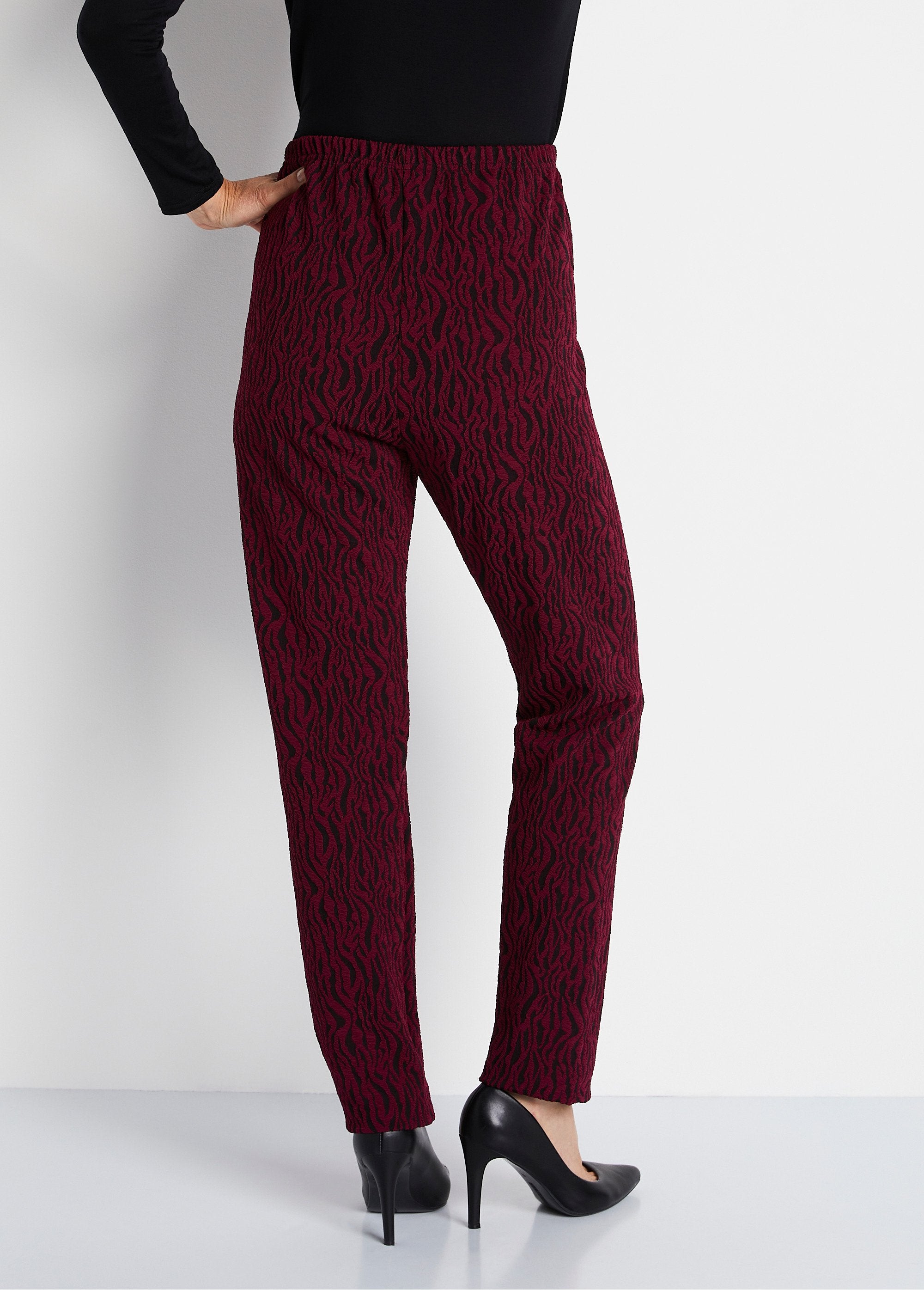 Leggings_de_punto_jacquard_con_cintura_elástica_cebra_burdeos_DO1_slim