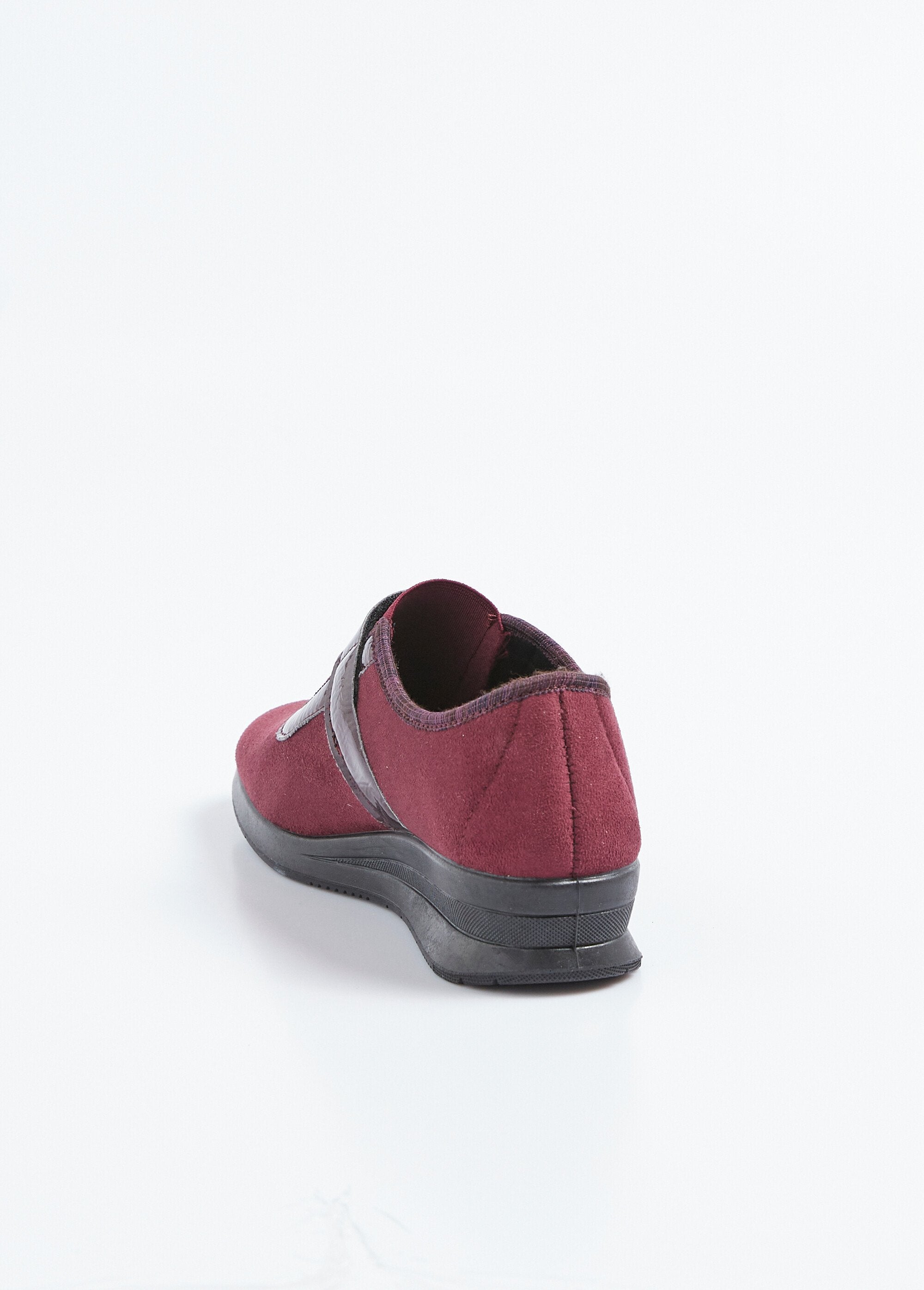 Mocasines_con_velcro_elástico,_ancho_cómodo,_entrelazados._Burdeos_DO1_slim