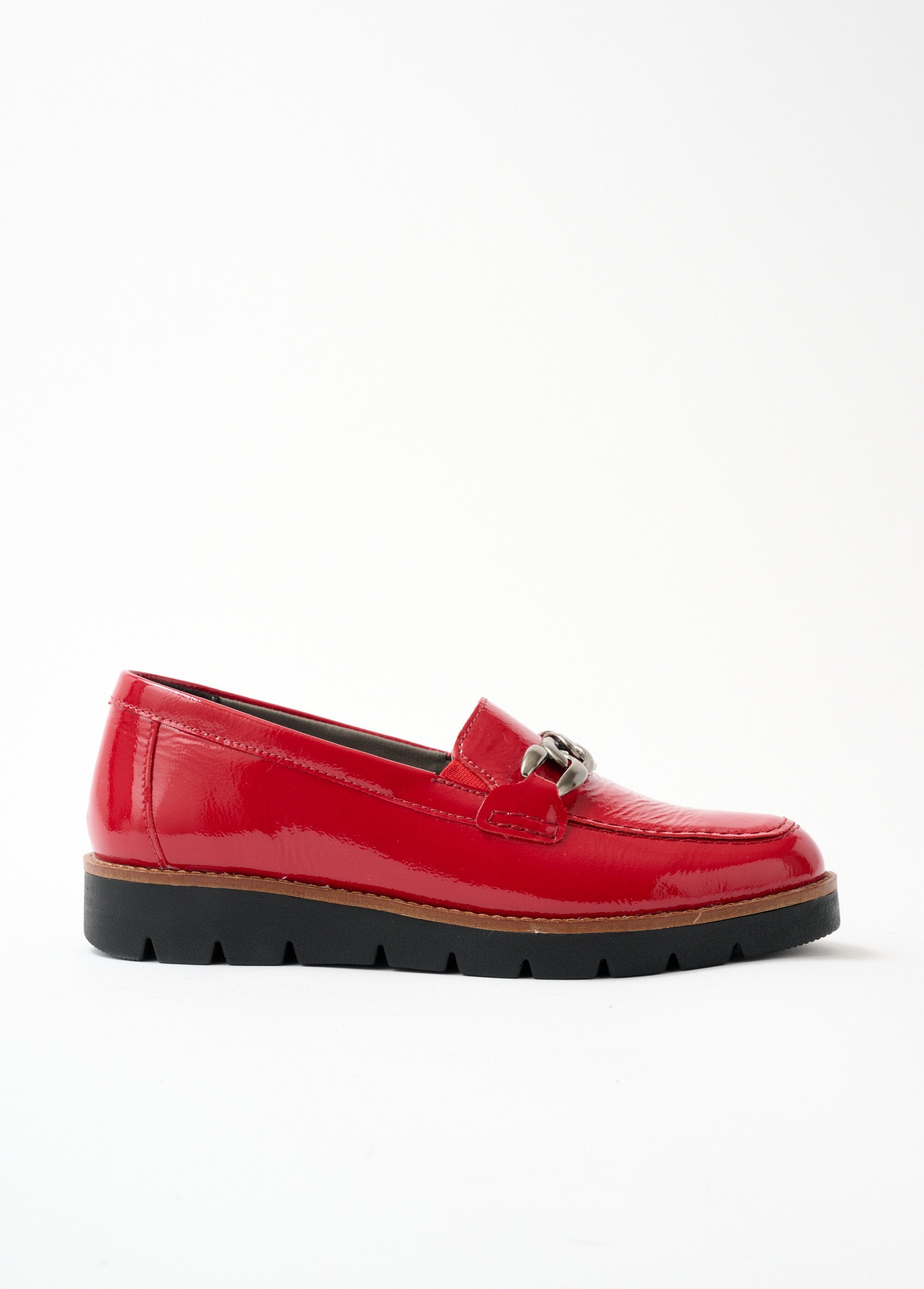 Mocasines_cadena_eslabones_piel_ancho_ancho_barniz_rojo_DR1_slim