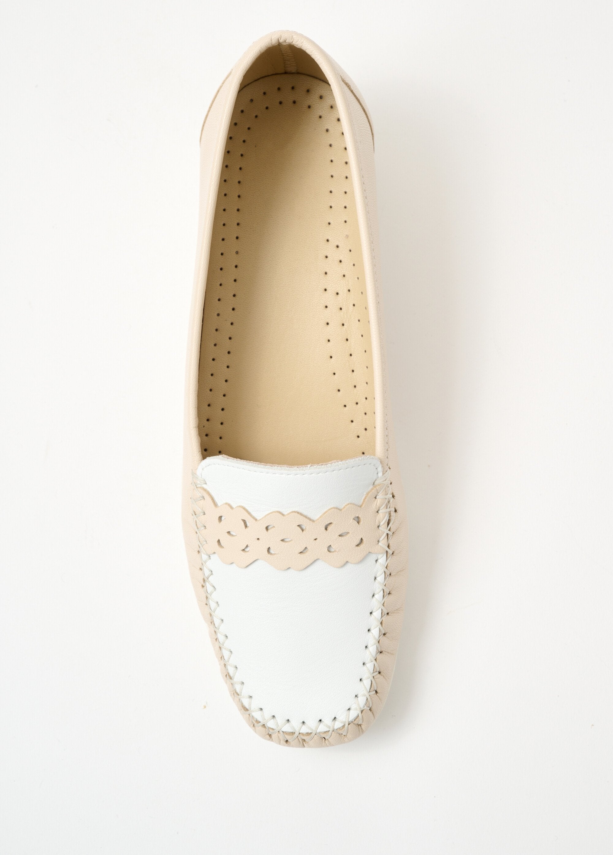 Mocasines_piel_ancho_confort_Beige_y_blanco_OV1_slim