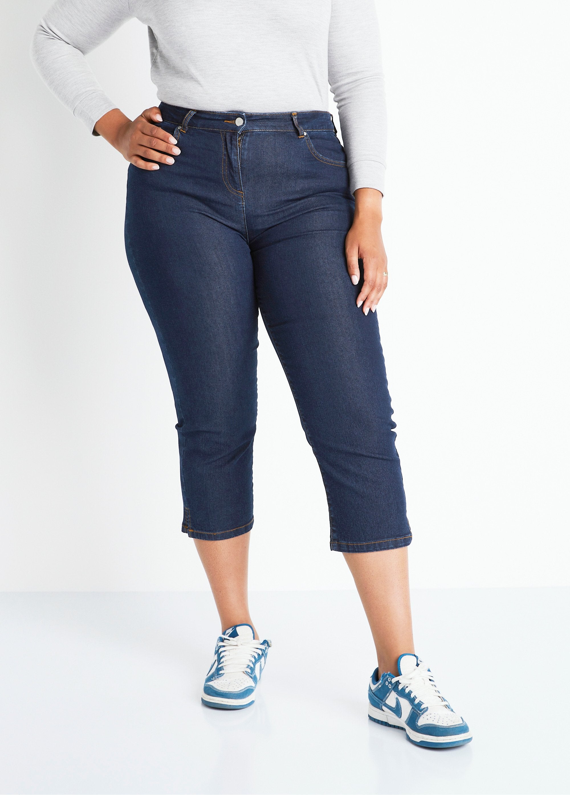 Pantalón_cropped_denim_elástico_Índigo_FA1_curvy