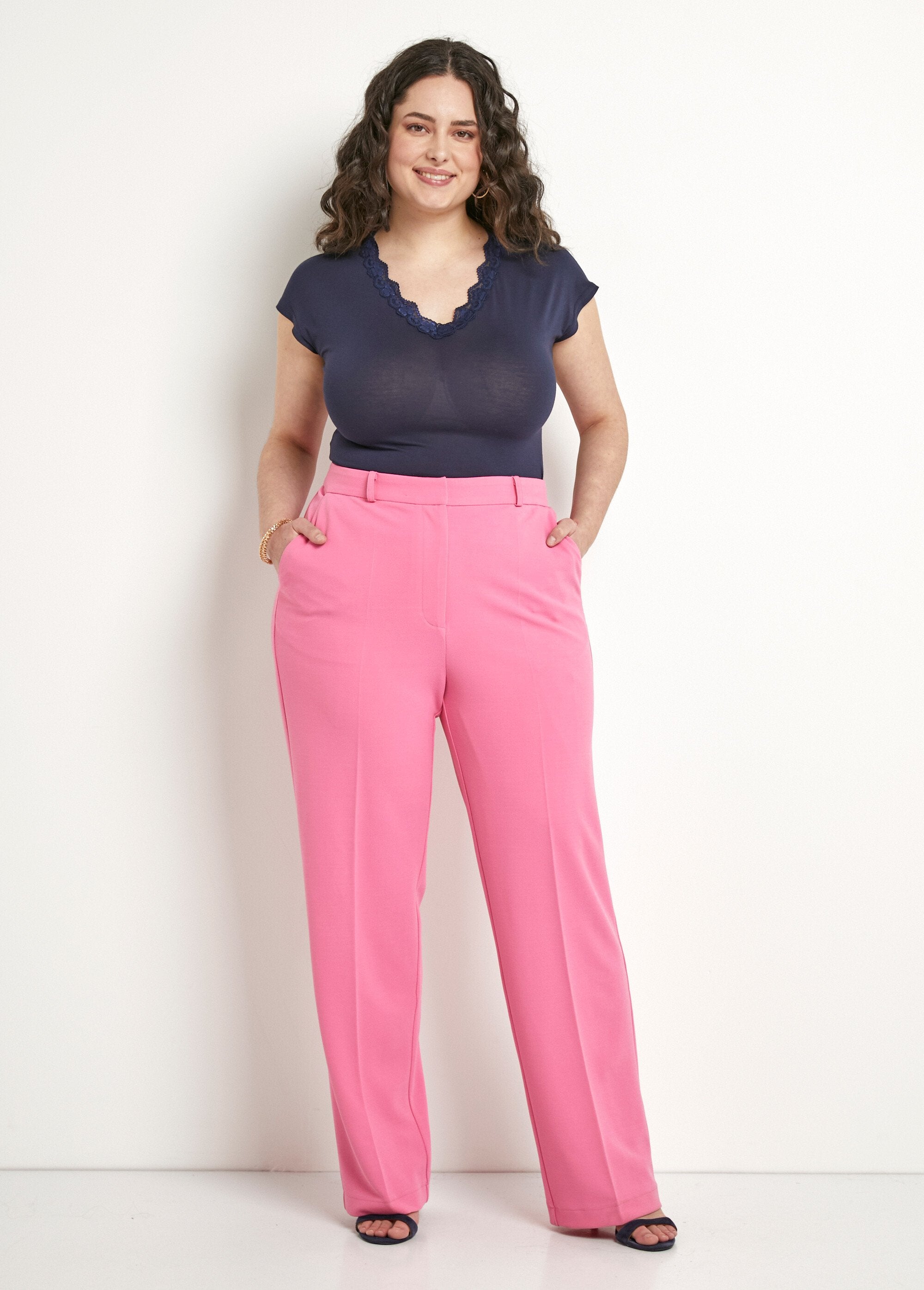 Pantalón_ancho_fluido_Rosa_SF1_curvy