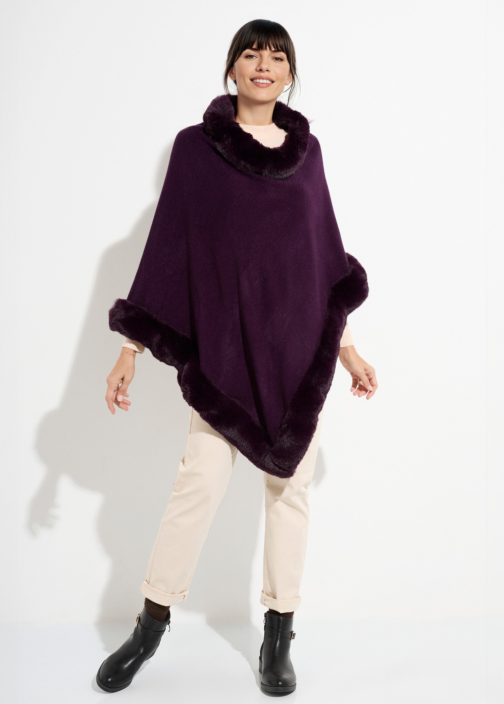 Pull_cape,_bord_fourrure_ton_sur_ton_Prune_SF1_slim