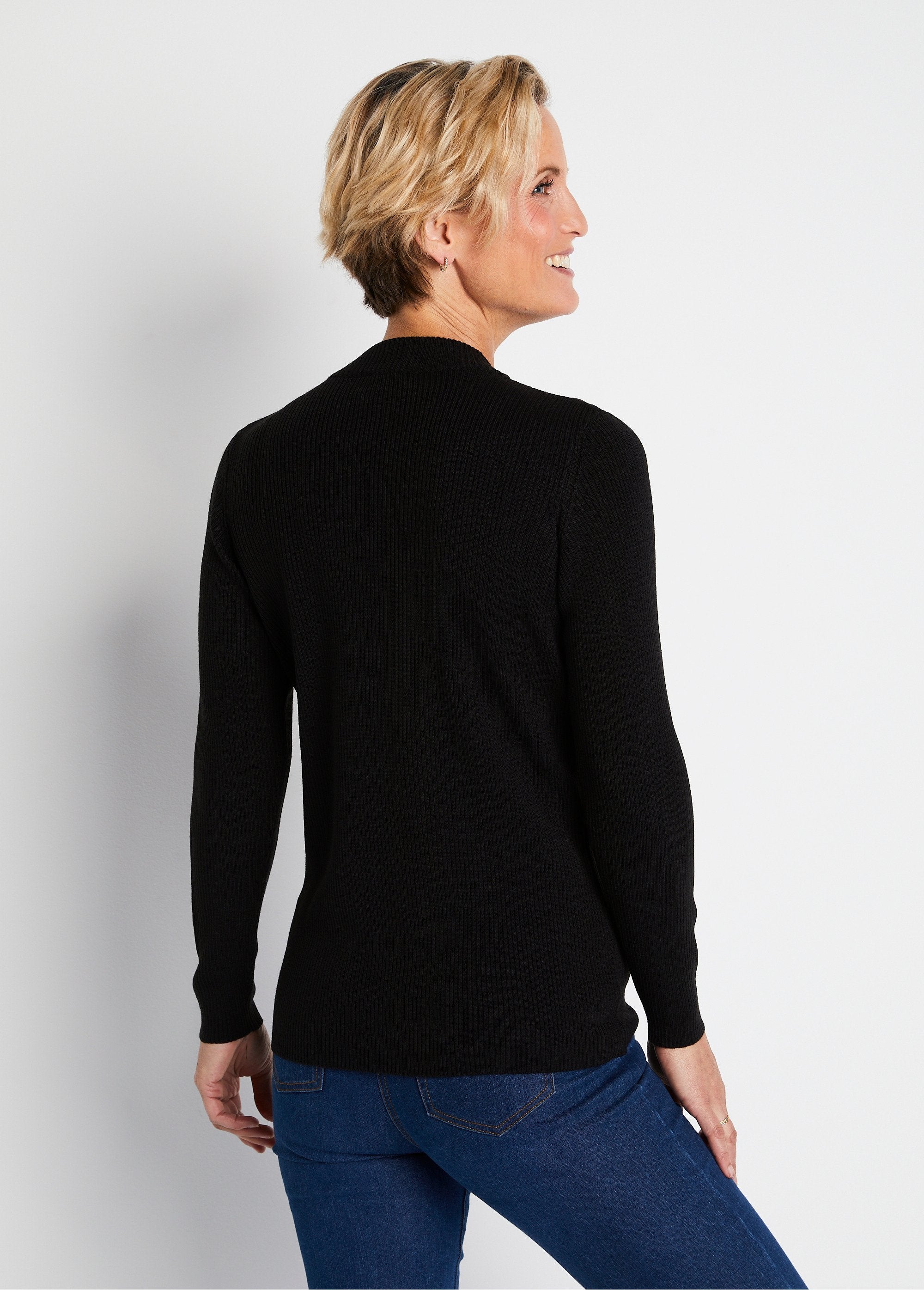 Pull_court_col_montant_maille_côtelée_Noir_DO1_slim