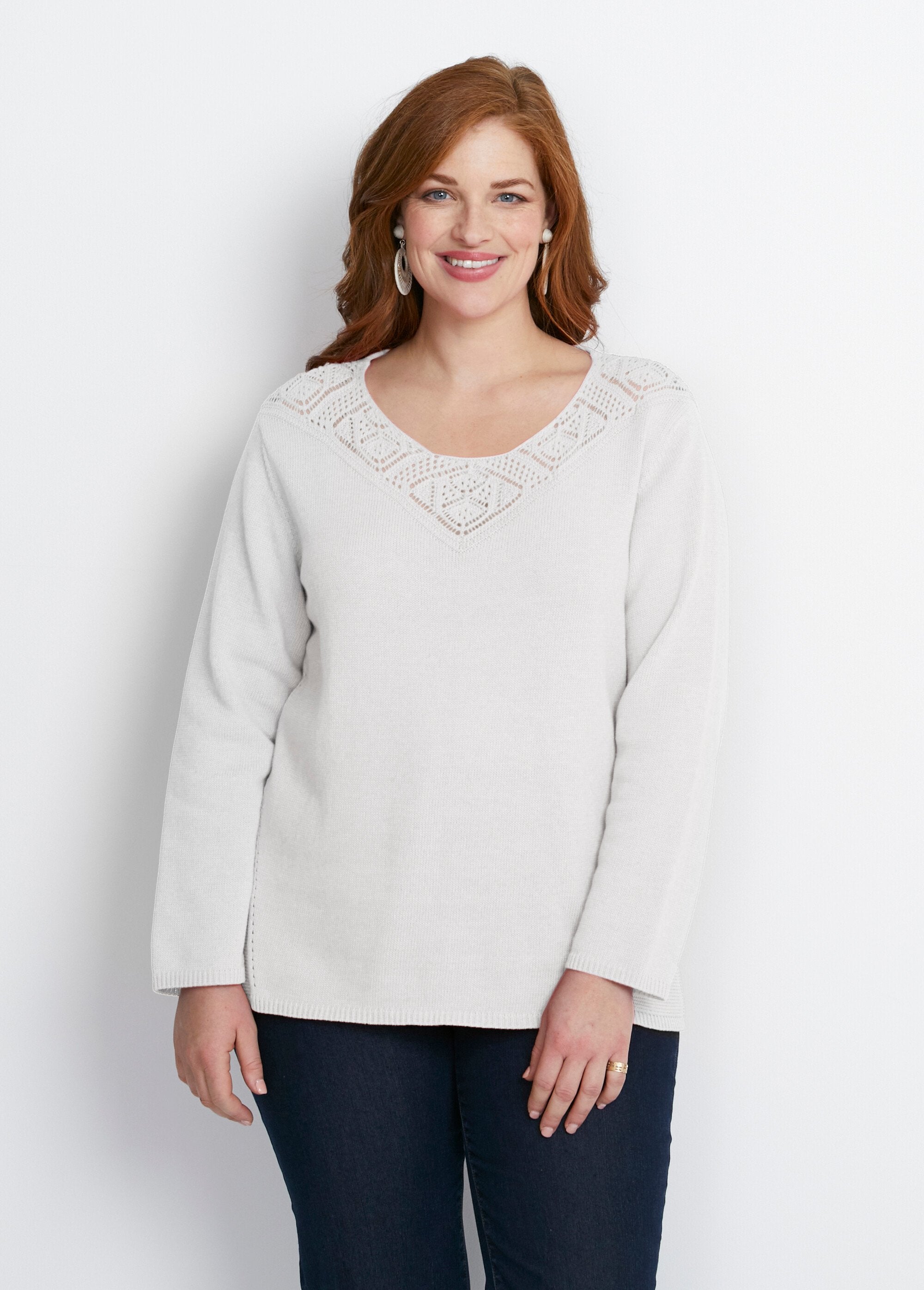 Jersey_de_punto_de_manga_larga_Blanco,_Blanca_FA1_curvy