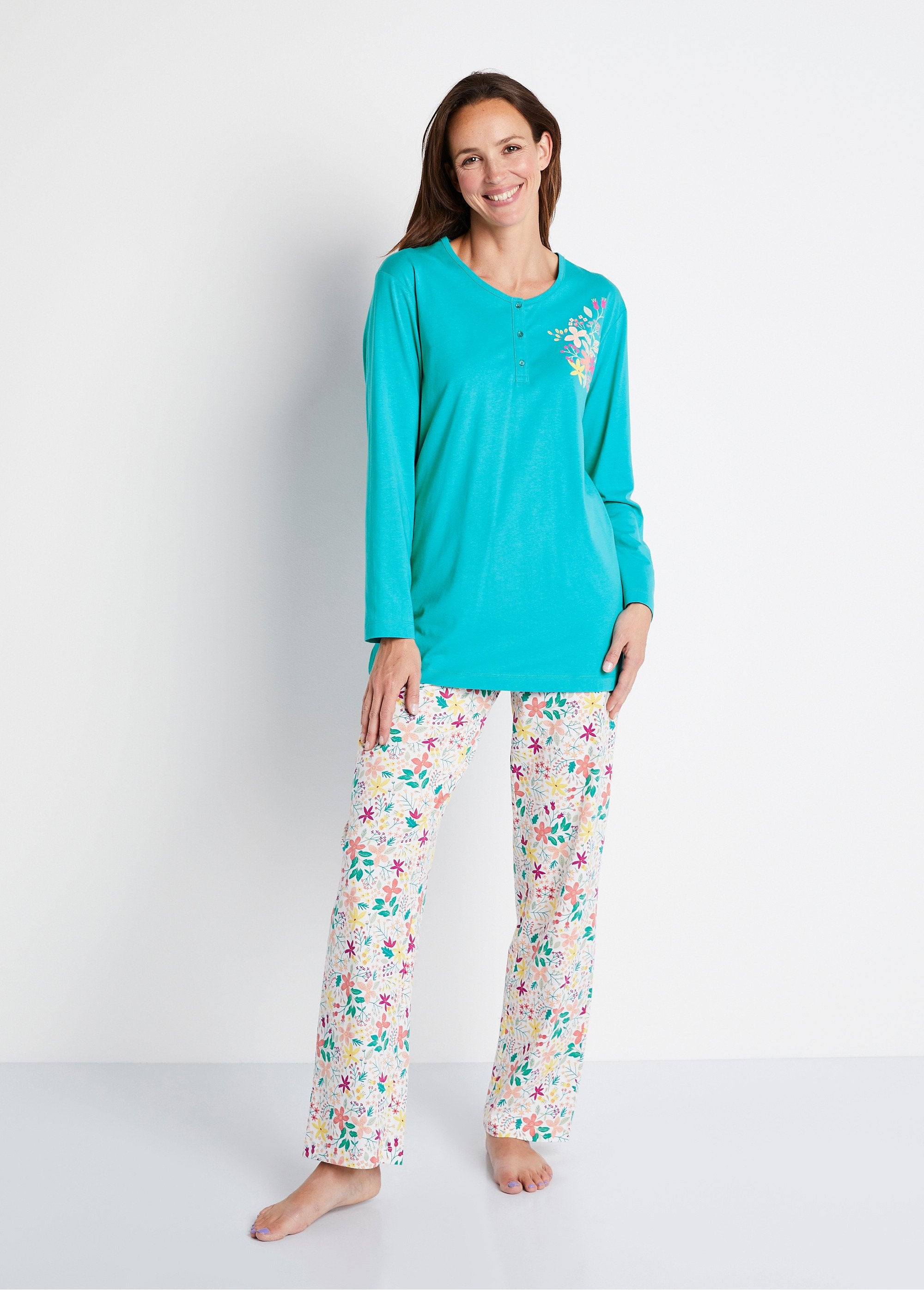 Pijama_de_algodón_flores_verde_pato_FA1_slim