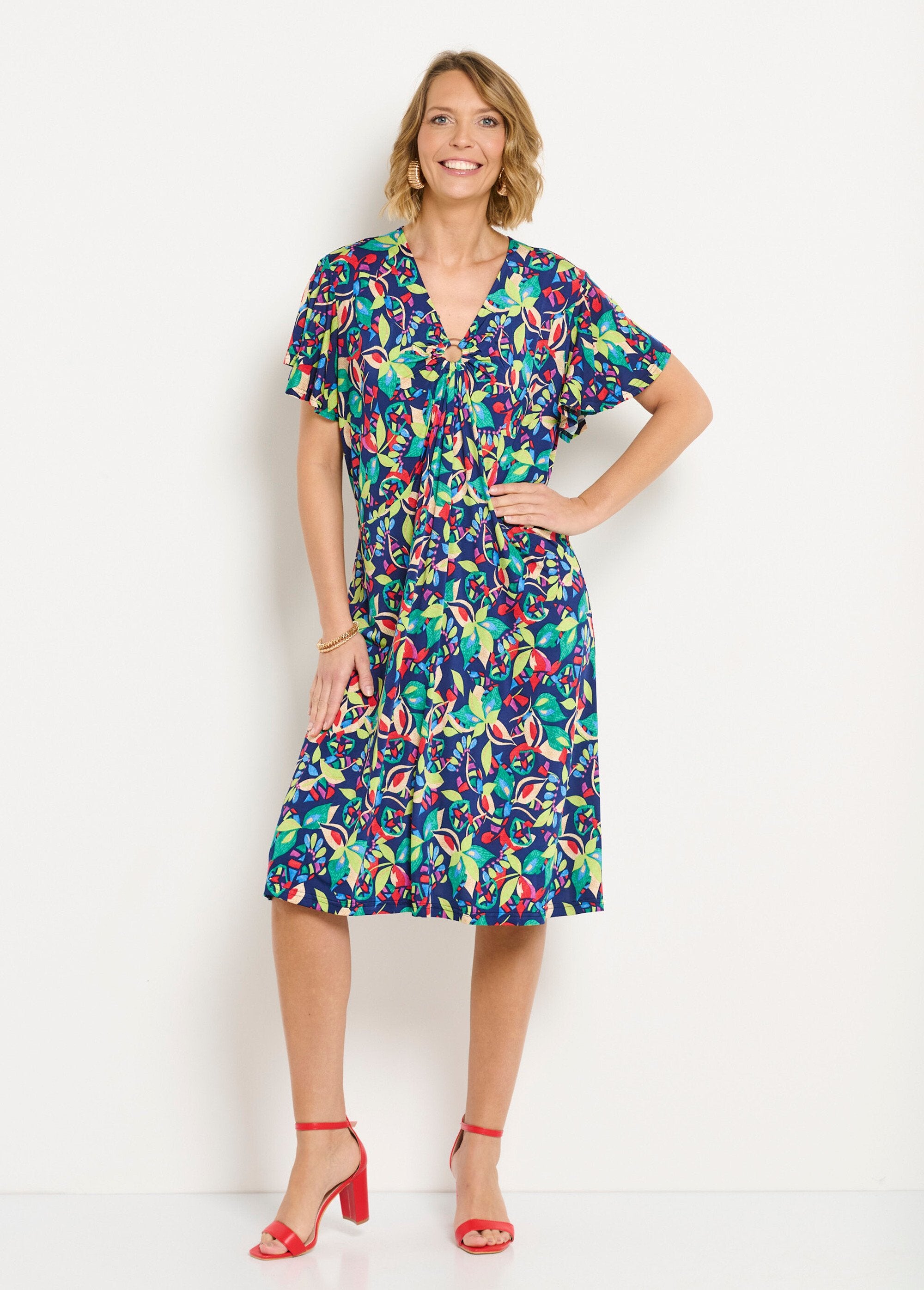 Vestido_corto_evasé_con_estampado_multicolor_Estampado_azul_marino_FA1_slim