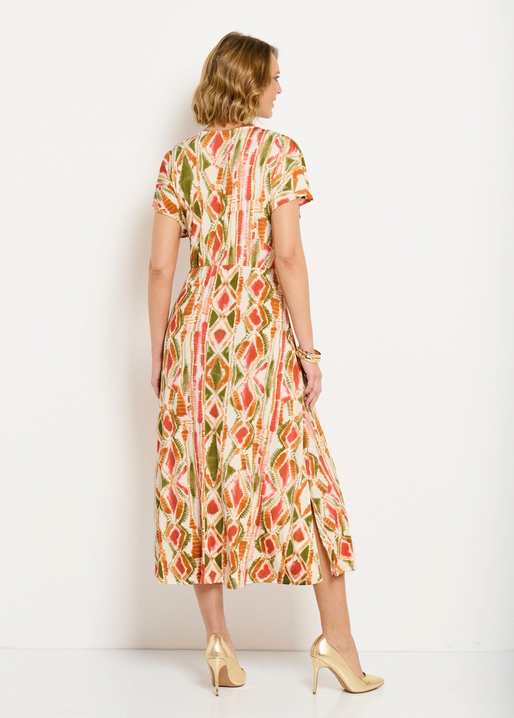 Vestido_largo_con_escote_en_V_y_estampado_acampanado_Verde_y_terracota_DO1_slim