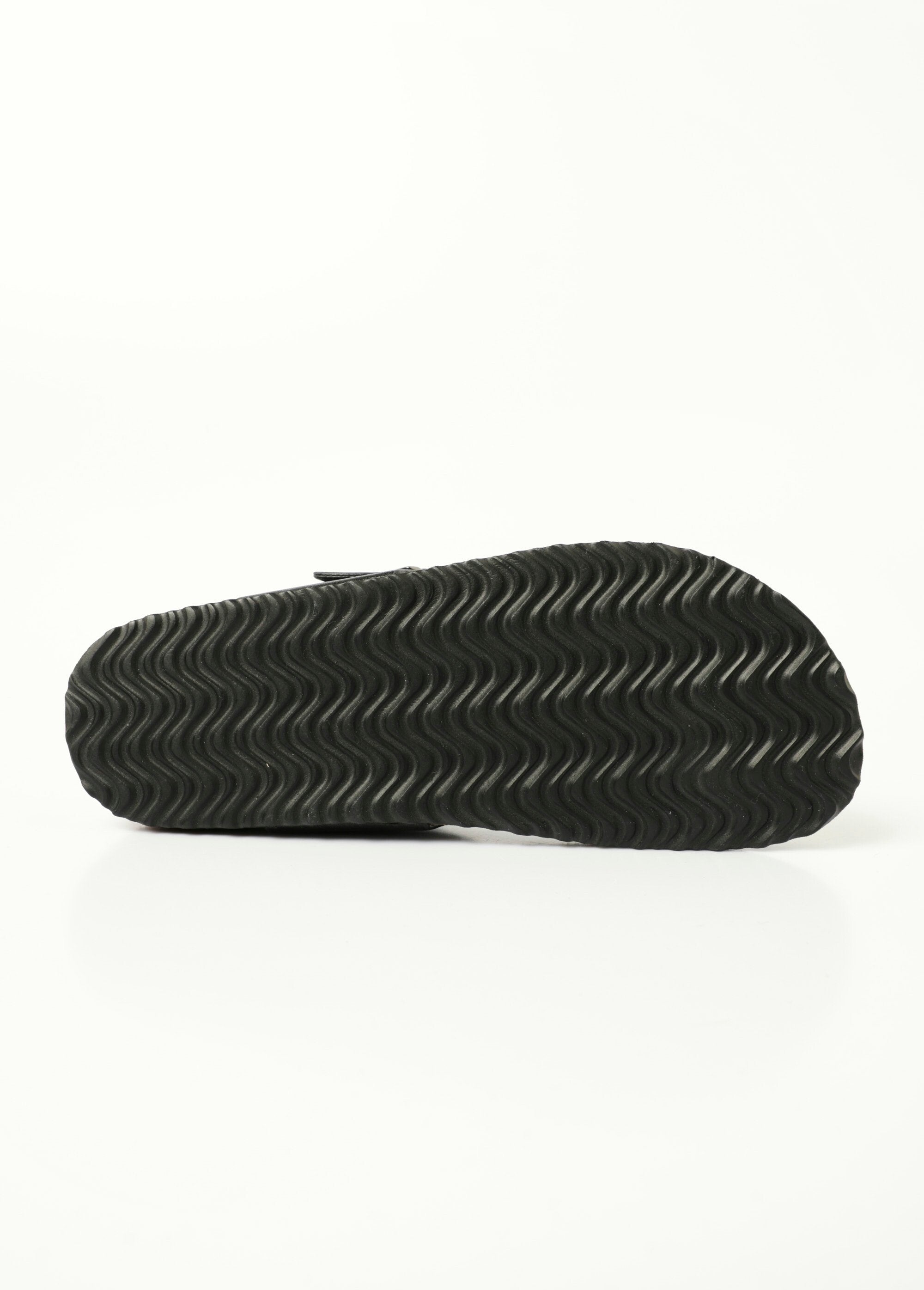 Sandalias_con_puntera_y_suela_ergonómica_Negro_UN1_slim