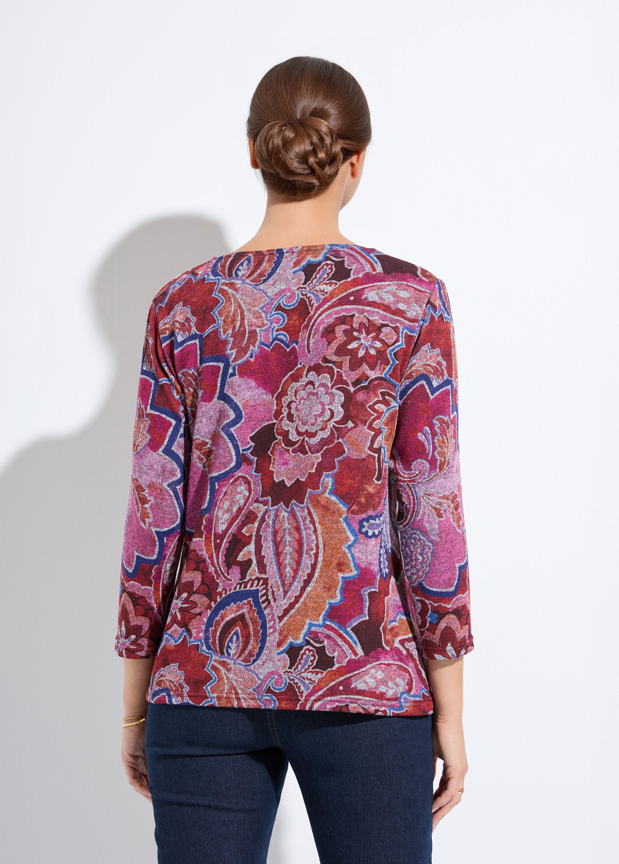 Camiseta_de_manga_corta_3/4_con_estampado_paisley_Estampado_rosa_DO1_slim