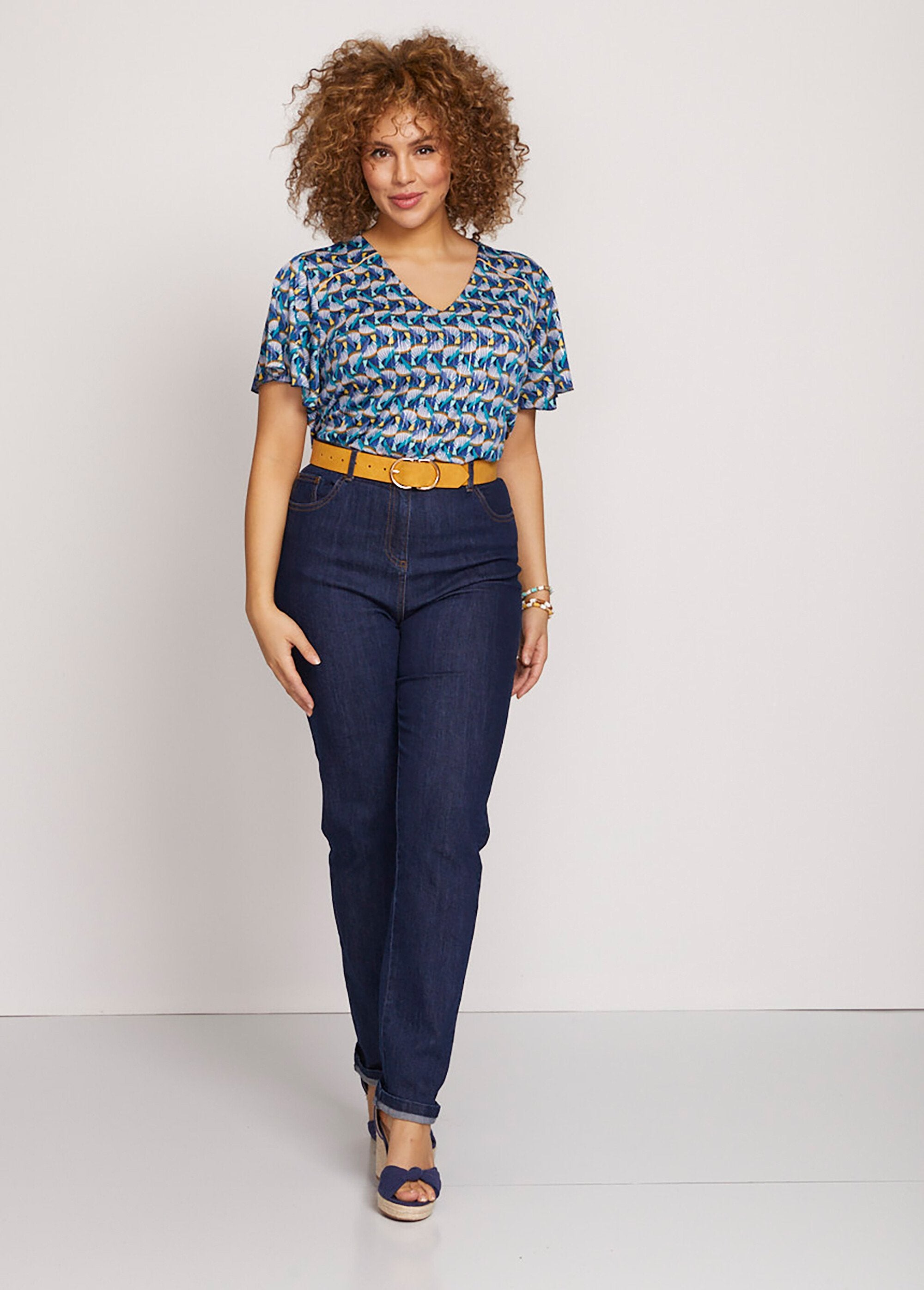 Camiseta_corta_estampada_con_mangas_de_mariposa_Azul_y_amarillo_SF1_curvy