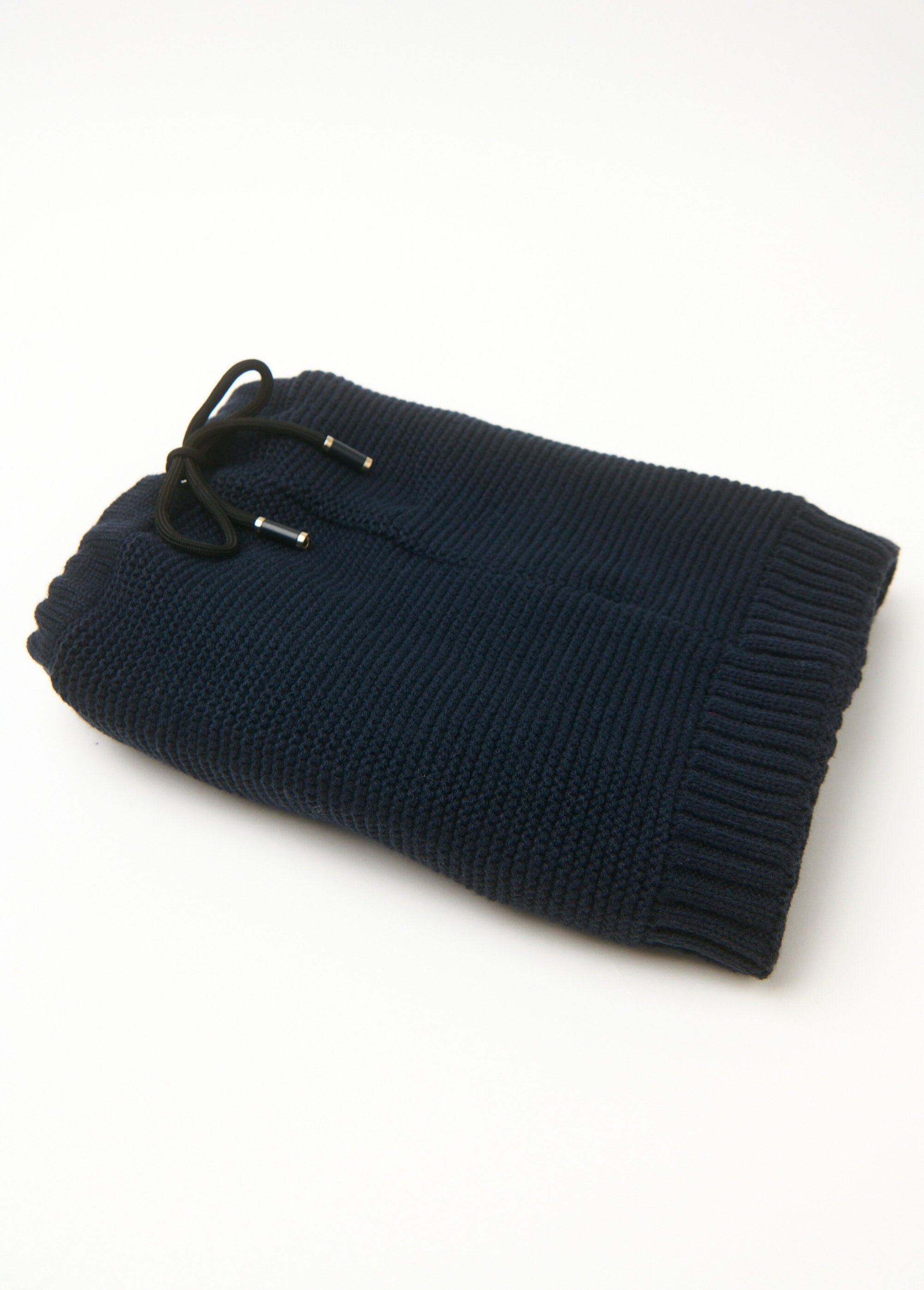 Gargantilla_de_punto_y_snood_polar_Marina_AP1_slim